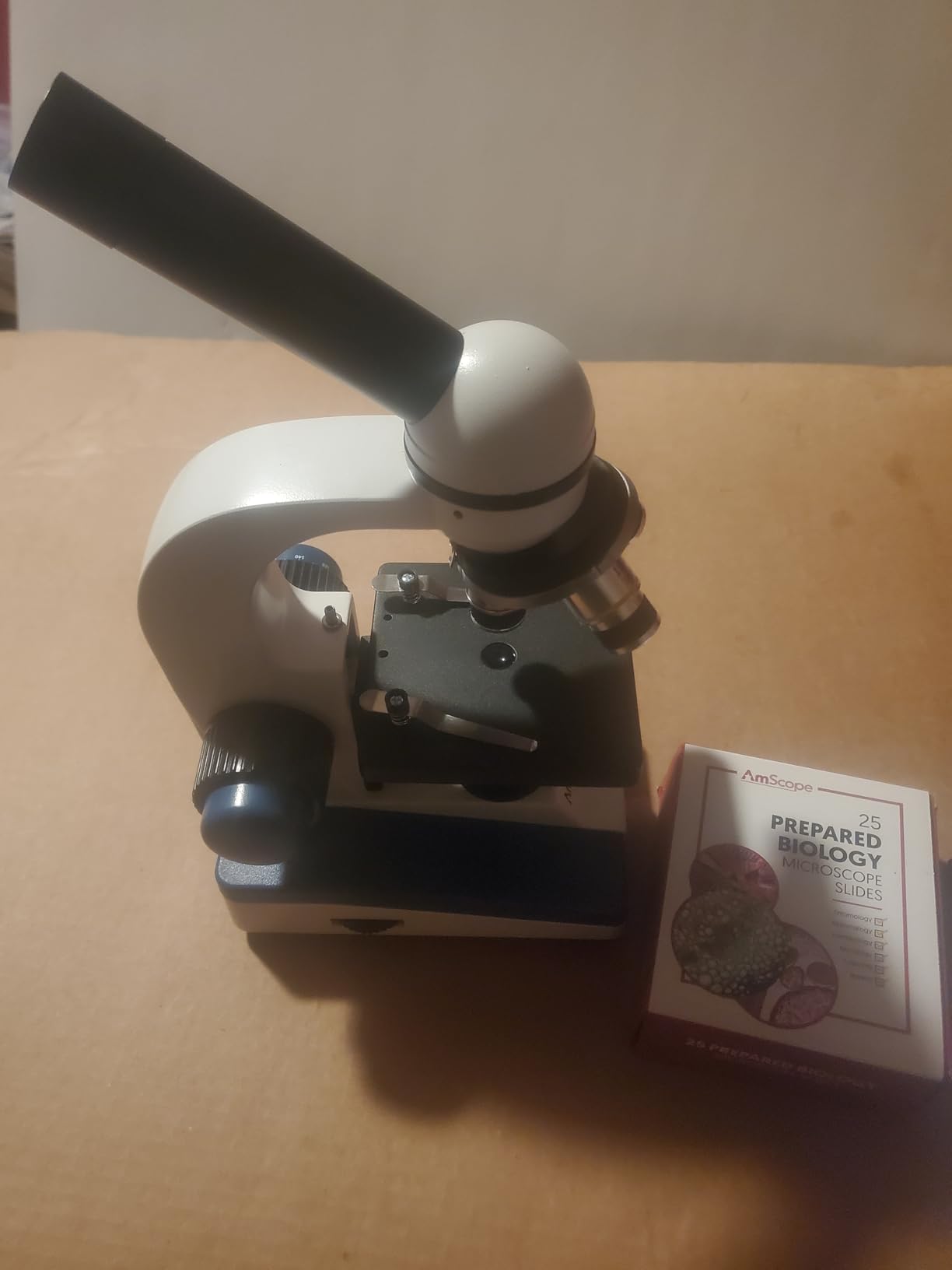 AmScope Compound Monocular Microscope M150C-PS25, 40X-1000X Magnification with WF10X and WF25X Eyepieces, LED Illumination, Brightfield, Single-Lens Condenser + Set of 25 Prepared Sample Slides customer photo 1