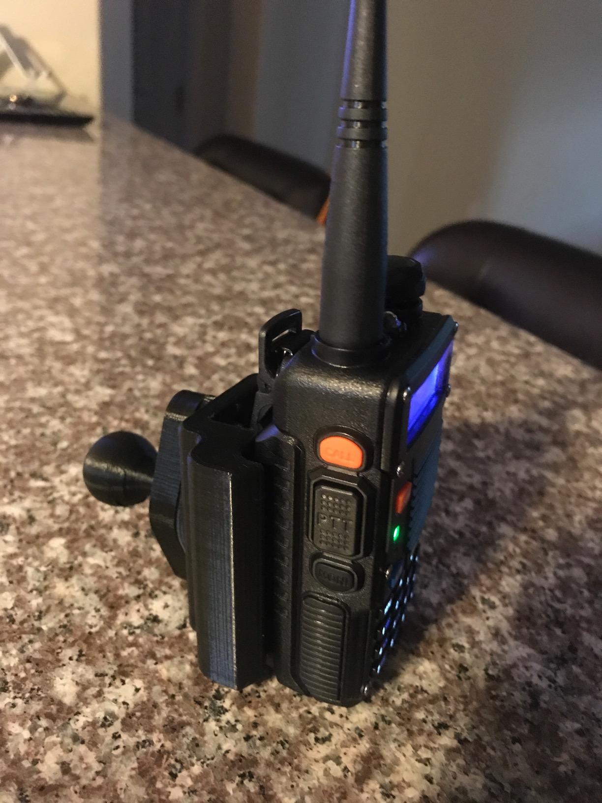 BaoFeng BF-F8HP (UV-5R 3rd Gen) 8-Watt Dual Band Two-Way Radio (136-174MHz VHF & 400-520MHz UHF) Includes Full Kit with Large Battery customer photo 2