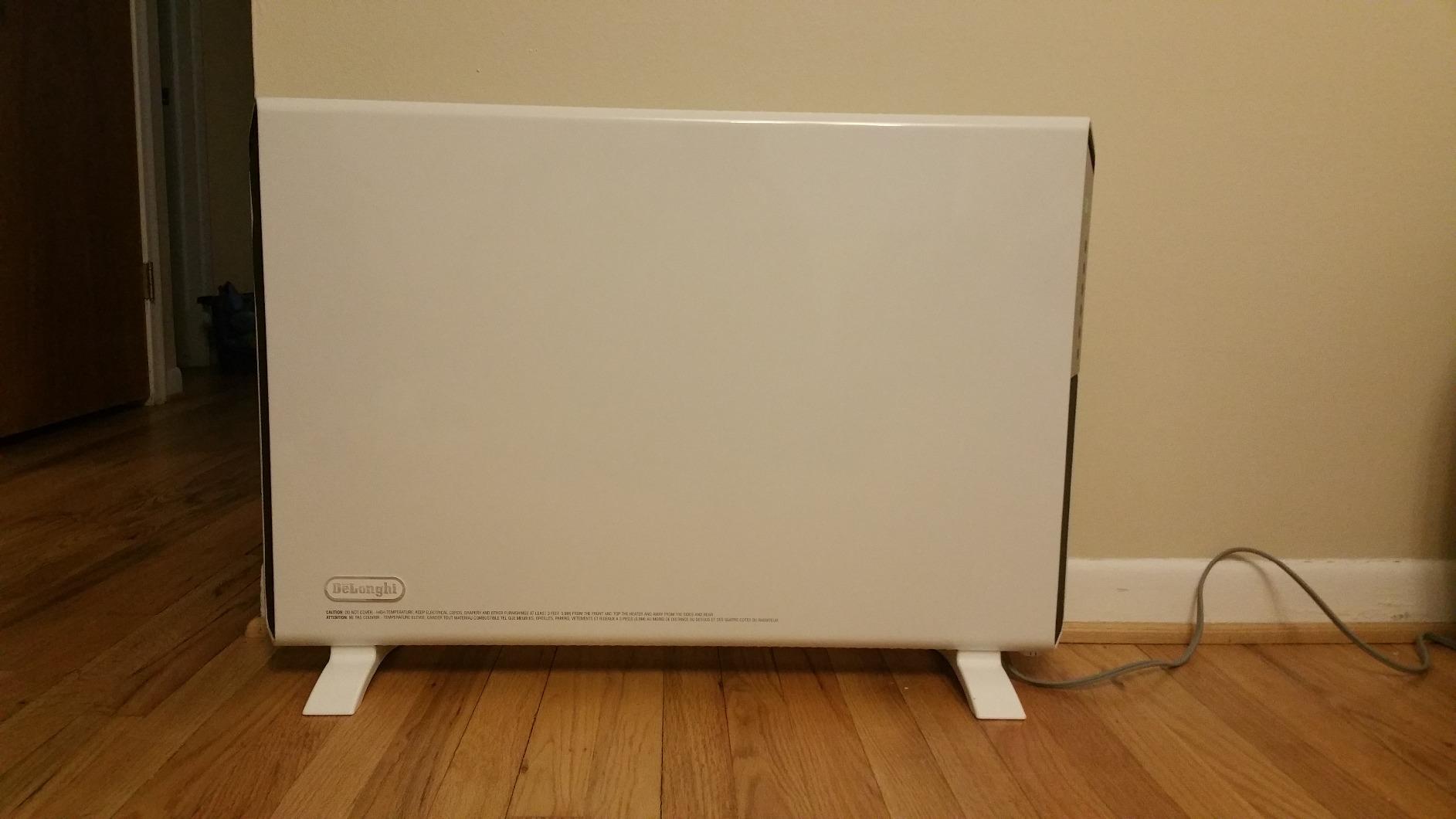 DeLonghi Convection Panel Heater, Full Room Quiet 1500W, portable electric heater is freestanding/easily wall mounted. Energy Saving, quick heat distribution, timer, white, HCX9115E customer photo 1