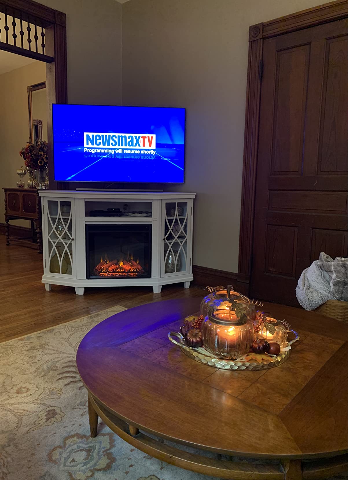 Real Flame Lynette Electric Fireplace TV Stand with Remote Control, Corner Unit, 1500 Watts, Grey (1750E-GRY) customer photo 2