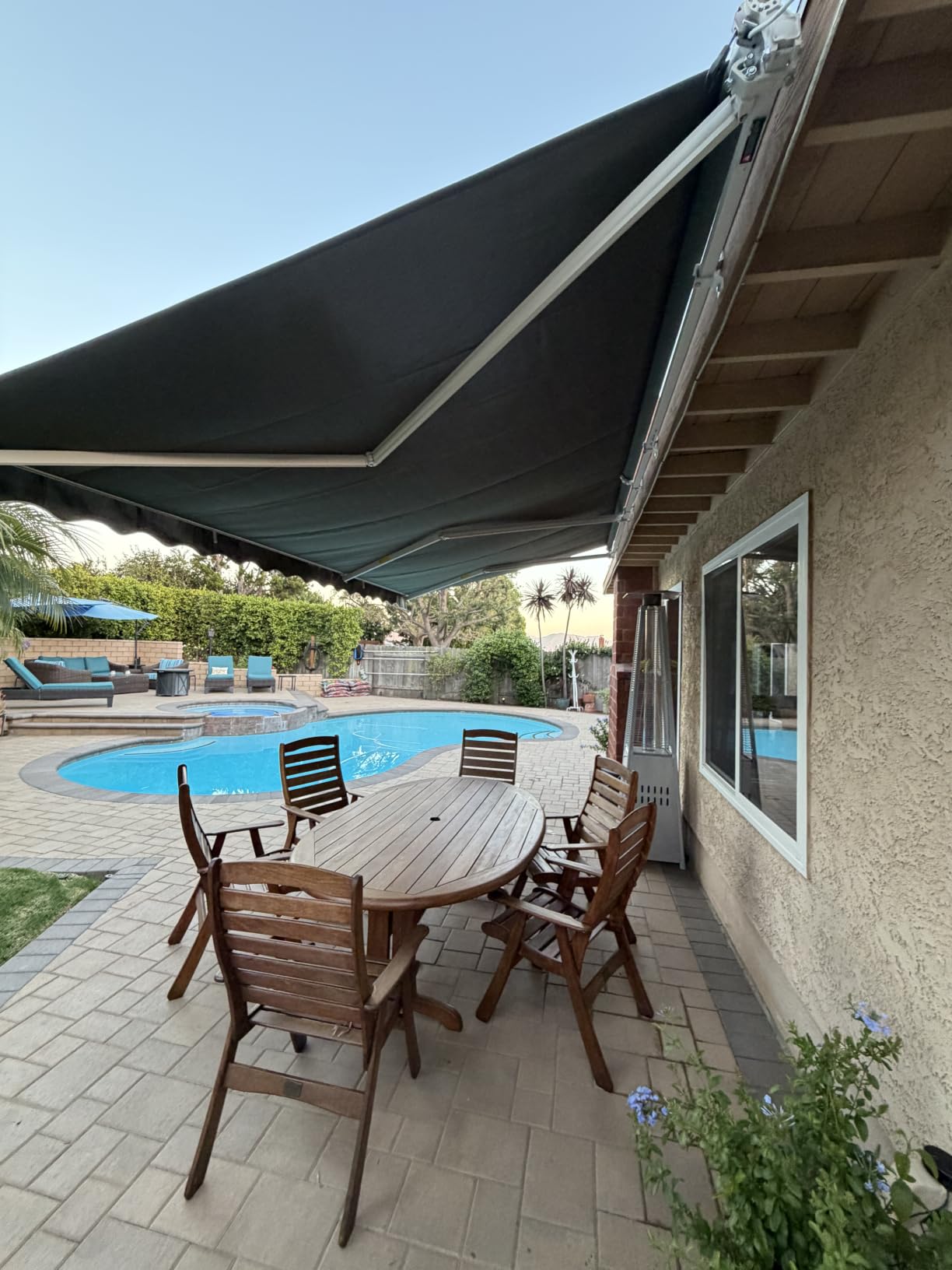 ALEKO Electric Patio Awning Caribbean White Frame 13x10 Ivory, Motorized Retractable Sunshade for Decks and Balconies with Remote-Controlled Extension, Water-Resistant Fabric, Rust-Free Aluminum Frame customer photo 2
