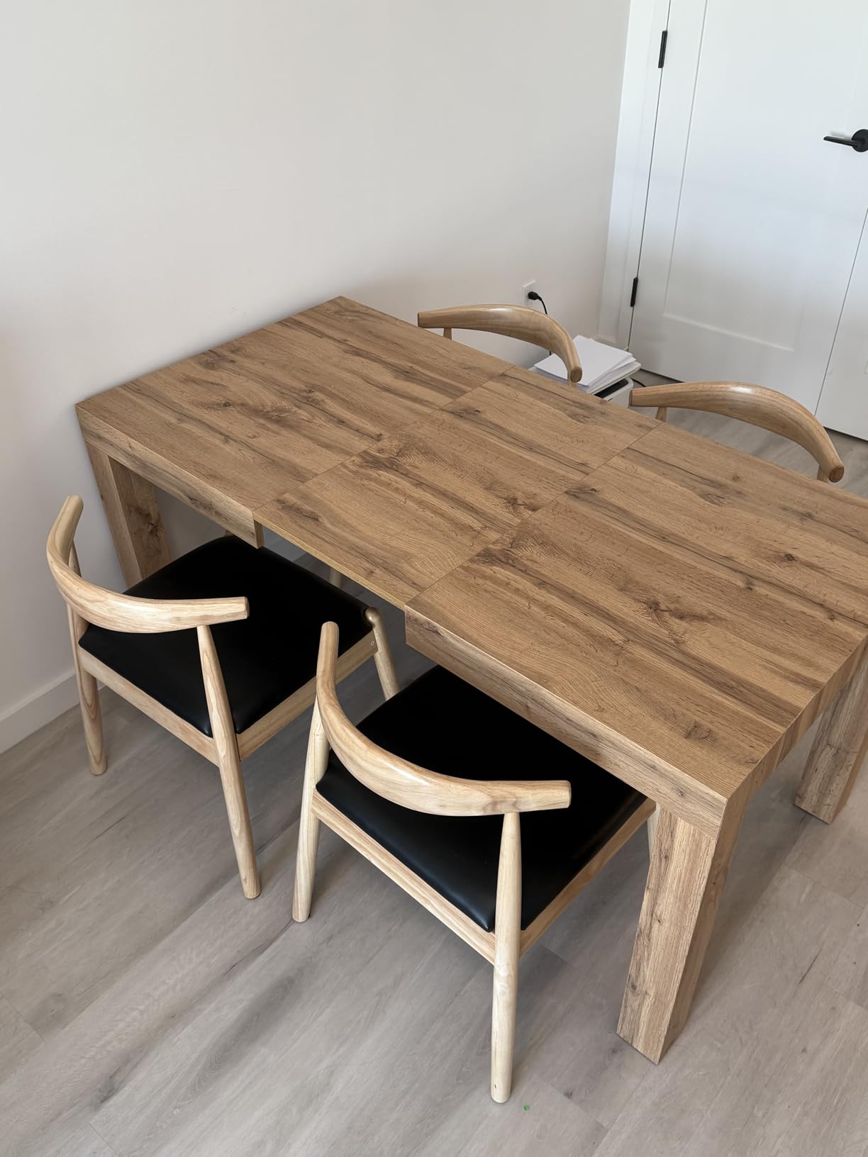 Mobili Fiver First Extendable Dining Table 47.2 to 78.7 Inches Seats 6 to 8 Rustic Oak customer photo 2