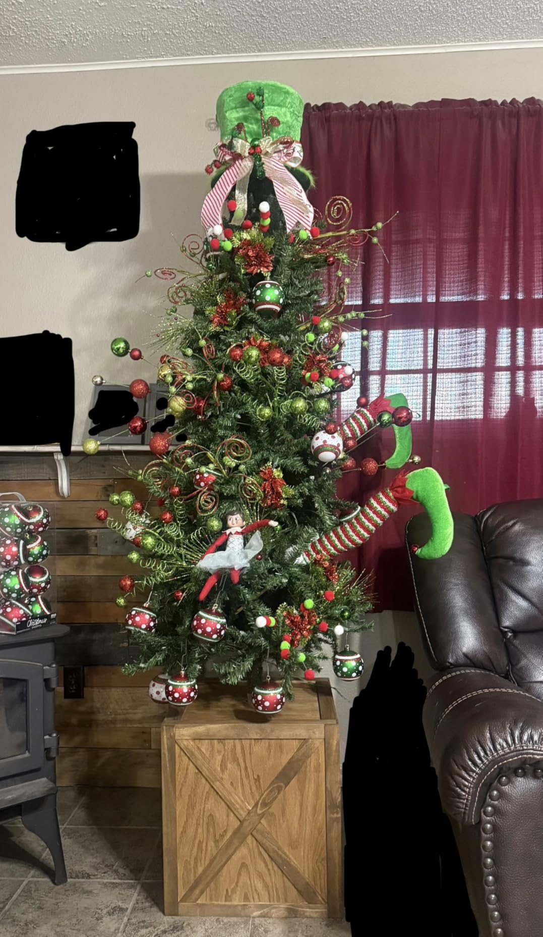 Best Choice Products 6ft Pre-Lit Pencil Christmas Tree, Alpine Slim Holiday Decoration, 250 LED Lights, Metal Stand customer photo 2