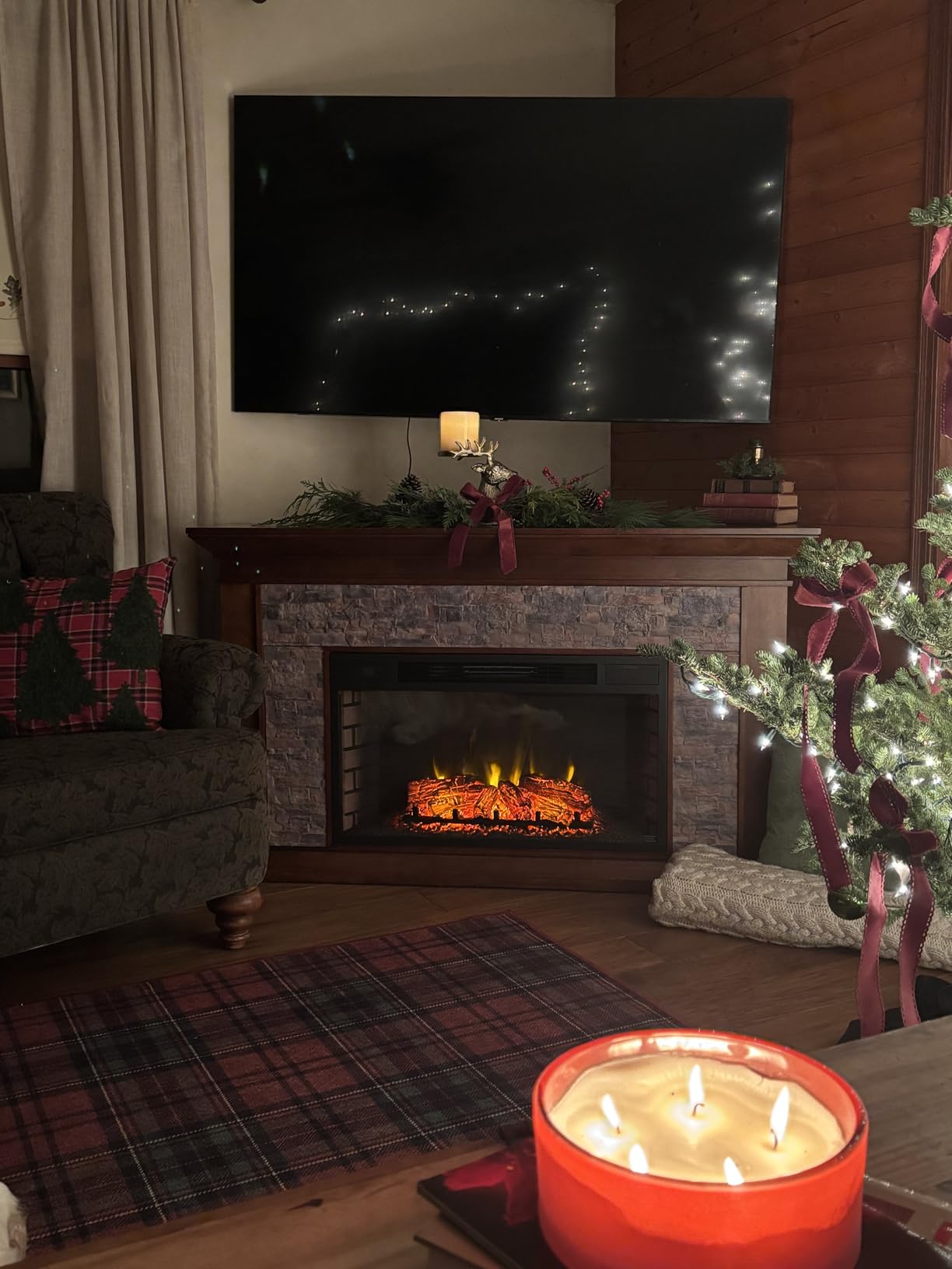 SEI Furniture Canyon Heights Faux Stacked Stone Electric Fireplace, White customer photo 2