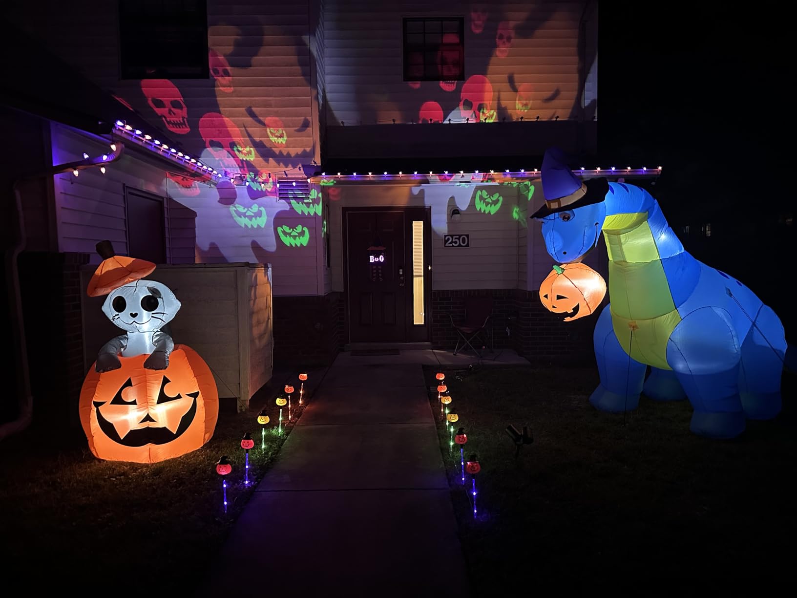 Joiedomi 5 FT Halloween Inflatables Outdoor Decorations, Inflatable Halloween Decor Outdoor Blow Up Pumpkin for Yard, Animated Blow Up Cat On Pumpkin with LEDs for Outside Decor customer photo 1