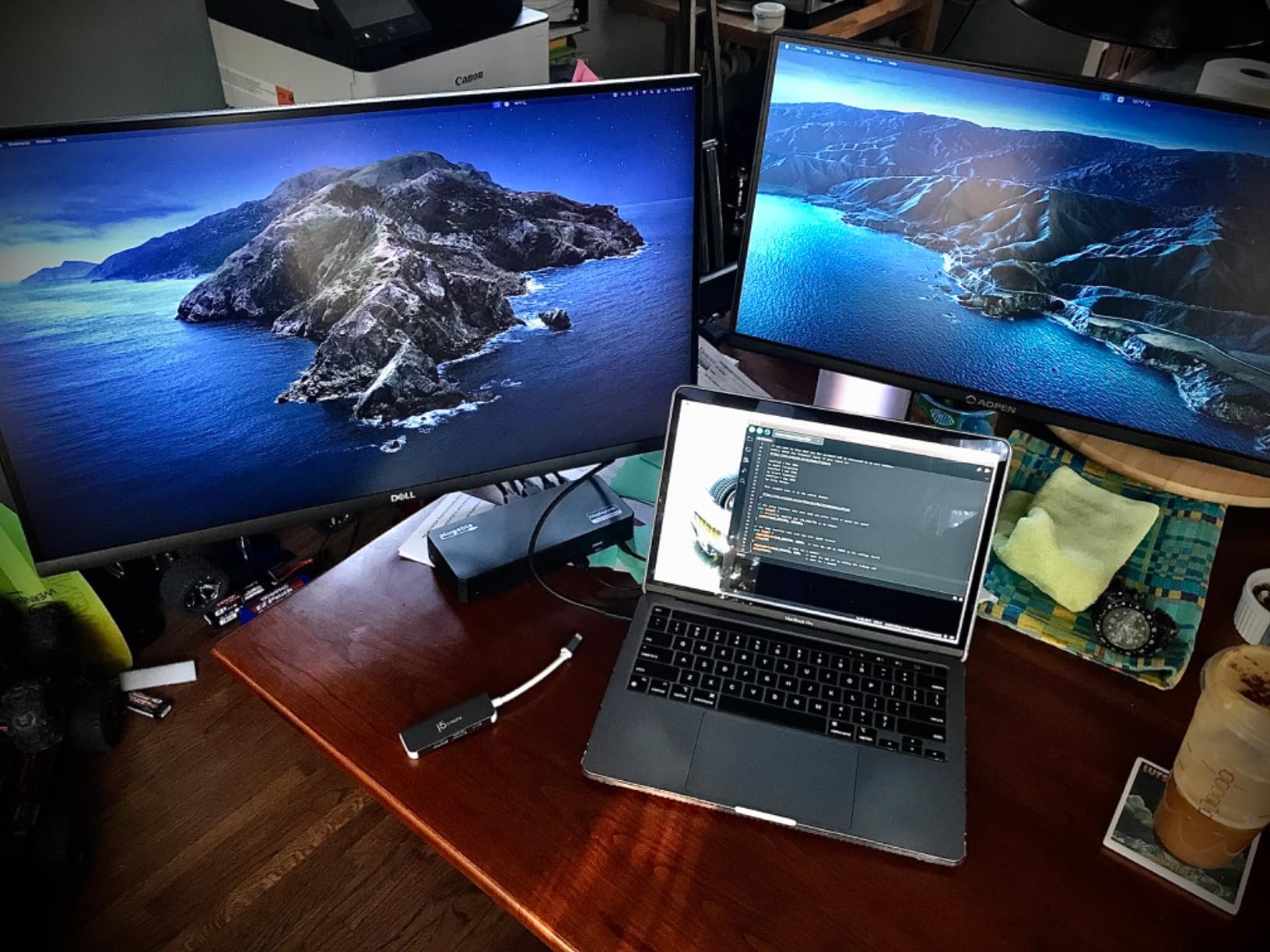 Plugable USB C Triple Display Docking Station | 100W PD, 3x HDMI (1x 4K 30Hz, 2x 1080p 60Hz), 6x USB 5Gbps Ports | Windows, macOS, ChromeOS Compatible - Multi-Monitor Support customer photo 1