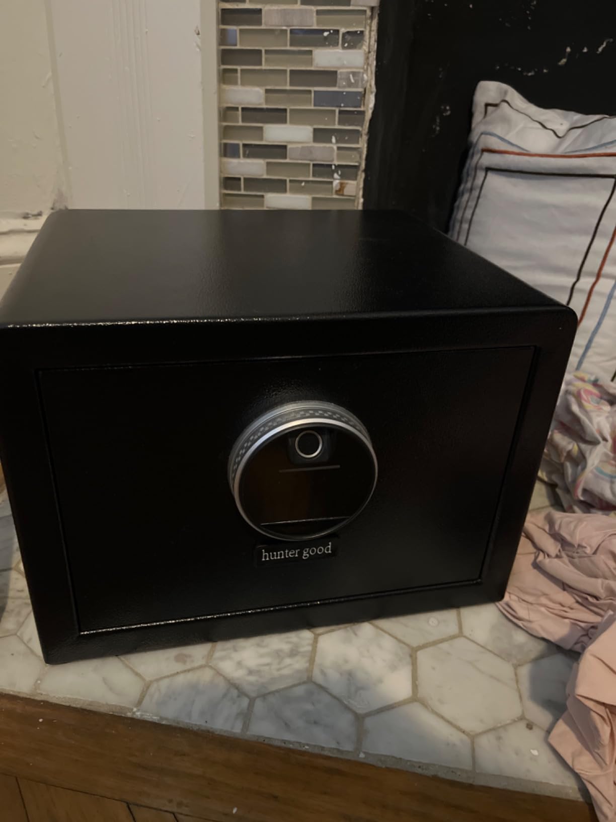 Biometric Digital Security Home Safe, Safes for Home Storage Cash Jewelry and Valuables, 1.0 Cubic Feet Gun Use Storage Small Fingerprint Safe Box. (No fireproof bag, 9.8