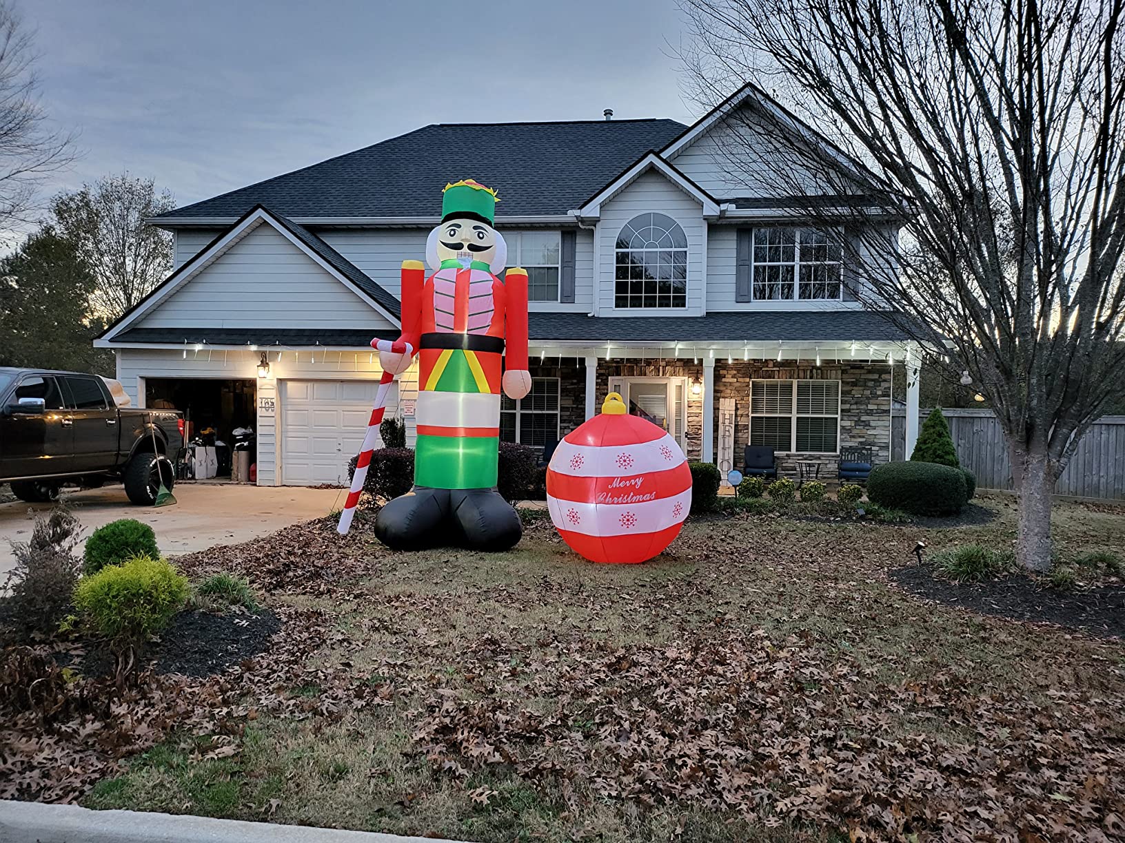 TURNMEON 6 Ft Giant Christmas Inflatable Ball Christmas Decorations Outdoor with LED Lights Snowflake Merry Christmas Blow Up Yard Decoration Outside Lawn Yard Garden Home Party Holiday Xmas customer photo 2