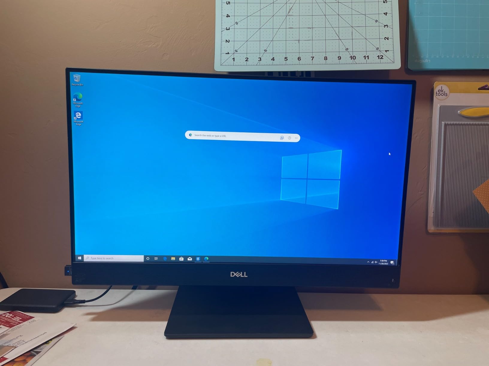 Dell OptiPlex 7460 All in One PC FHD 1920 x 1080 Desktop Computer, Intel Core i7-8700 Processor | 16GB Ram, 512GB SSD | HDMI, Windows 11 (Renewed) customer photo 1