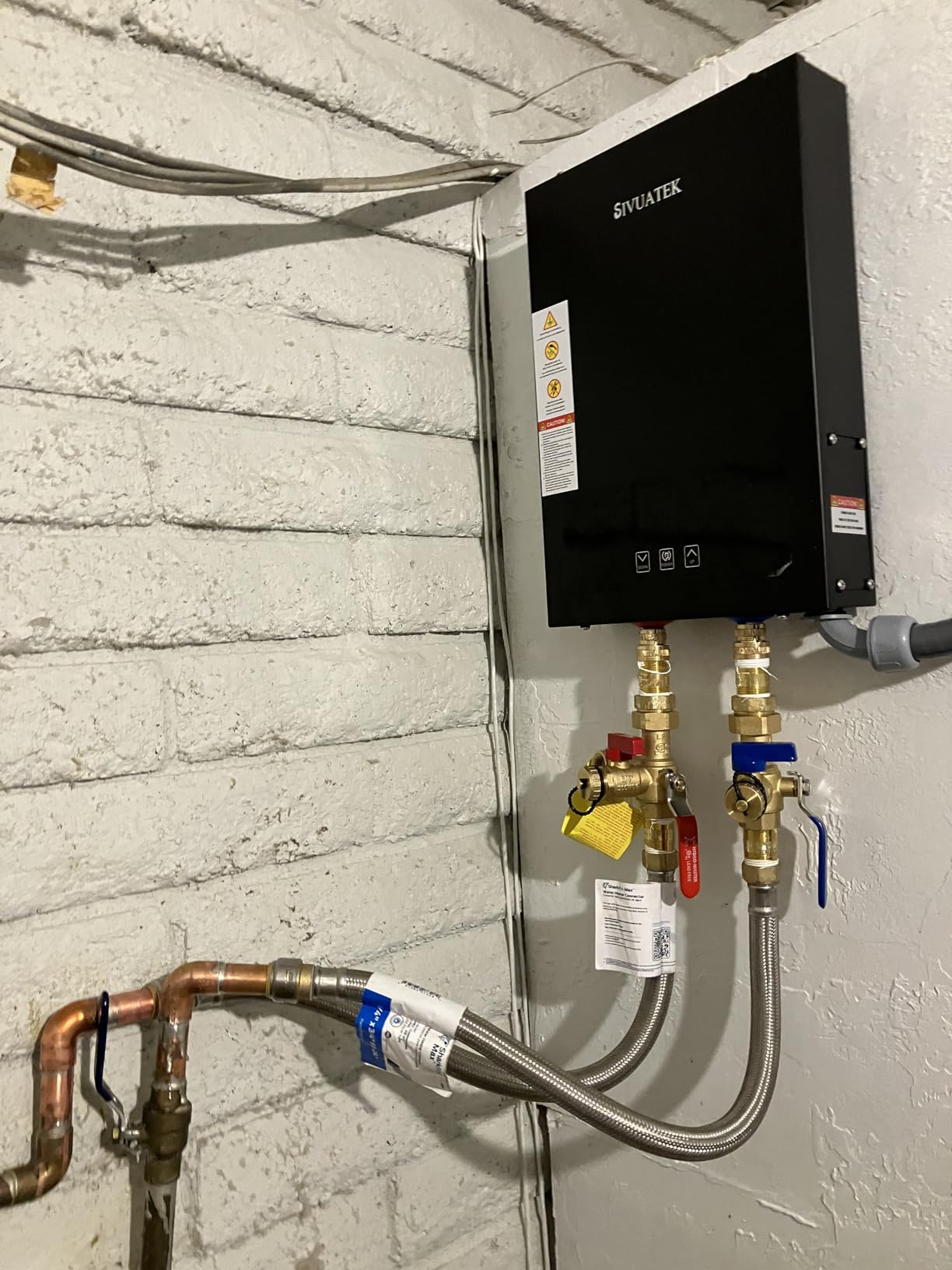 Electric Tankless Water Heater SIVUATEK 18kW, 240V - On-Demand Hot Water for Whole House - ETL Certified, Self Modulating - Compact Design for Easy Installation - for 3 Point of Use Hot Water customer photo 2