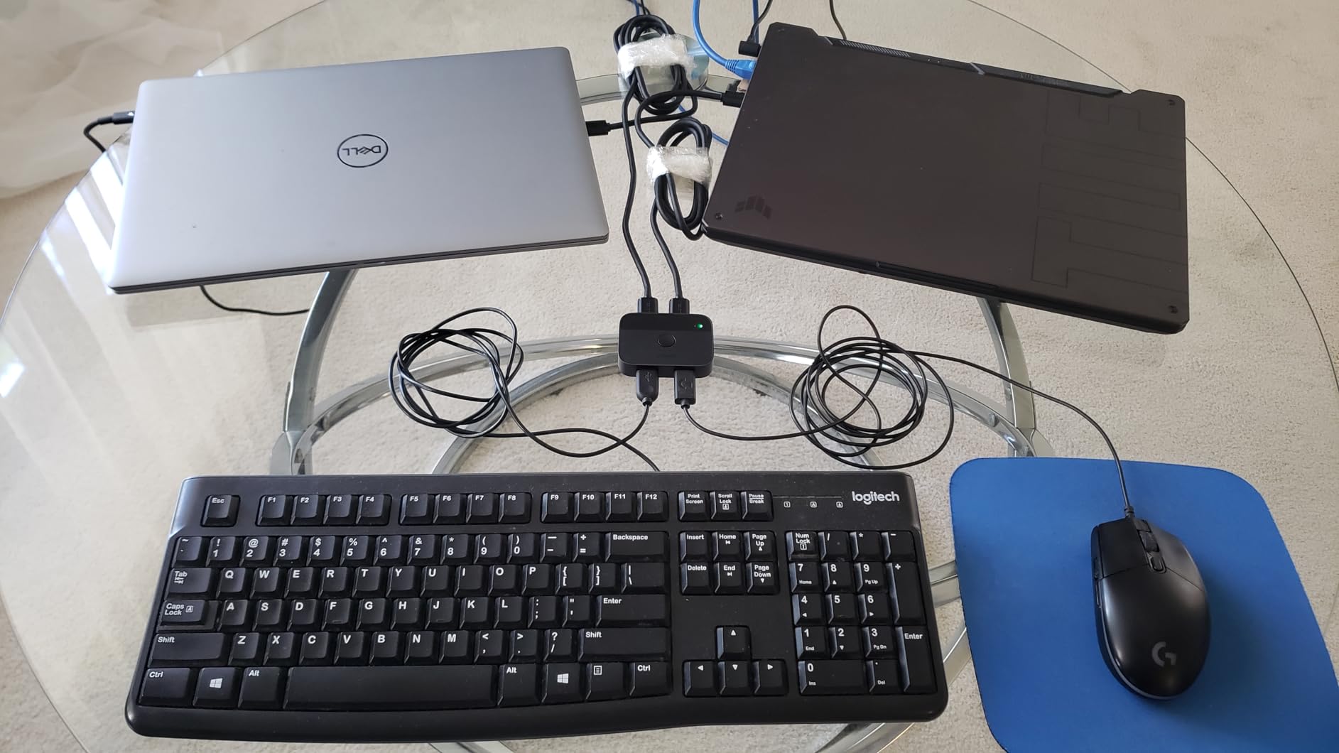 UGREEN USB 3.0 Switch 2 in 2 Out, USB Switcher 2 Computers Sharing Keyboard and Mouse Printer Scanner Webcam, Printer Splitter for 2 Computers, 2 Port USB Selector Switch with 2 USB3.0 Cables customer photo 1