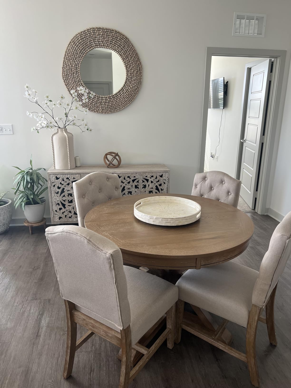 LUMISOL Round Dining Table Set for 4, Farmhouse Kitchen Table Set with Extendable Round Dining Table & 4 Upholstered Chairs, 5-Piece Solid Wood Table and Chairs Set for Dining Room, Natural customer photo 1