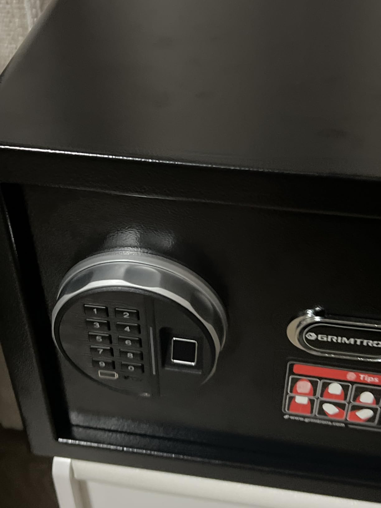 Grimtron 20 LB Smart Biometric Safe with Fingerprint Lock, Silent Mode, Backlit Keypad and LED Light, Small Caja Fuerte(9.84