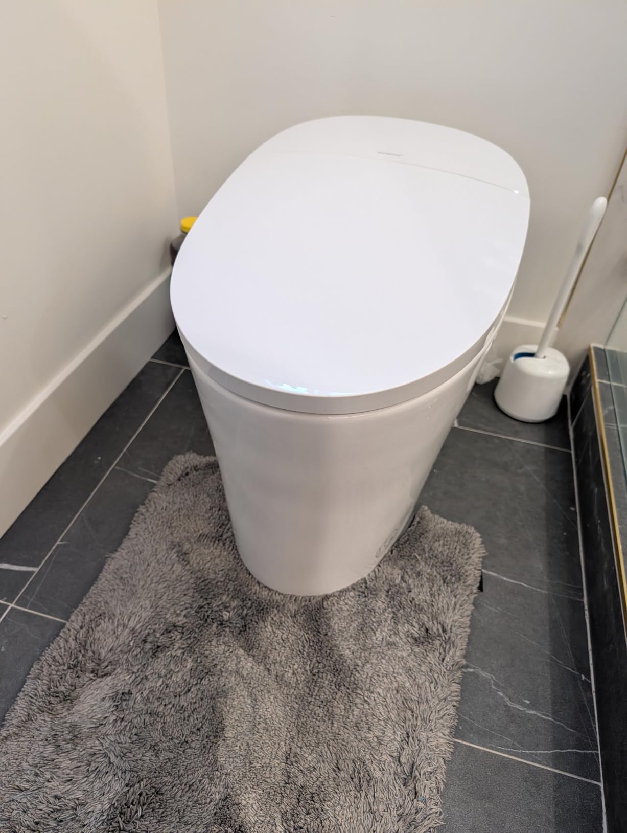 WOODBRIDGE One Piece Smart Toilet with Auto Dual Flush (B0970S) | ADA Comfort Height, Foot Sensor Flush, Tankless & Booster Pump, Warm Air Dryer, Heated Seat, Multi-Function Remote Control customer photo 1