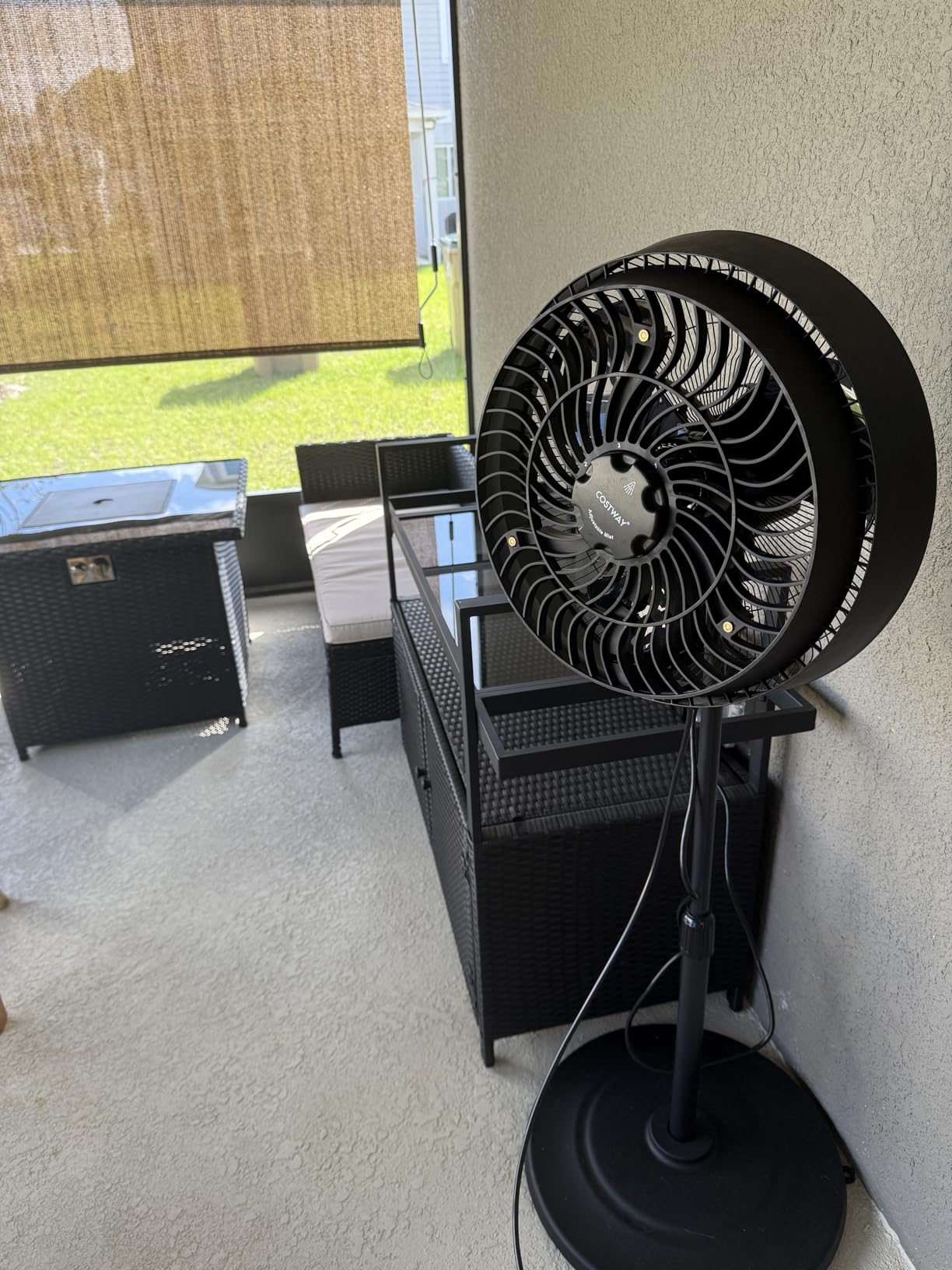 COSTWAY Outdoor Misting Fan, 16-Inch Oscillating Pedestal Fan with Adjustable Height, 3 Mist Levels, 3 Speeds, 90 Degree Oscillation, 35 Degree Tilt Angle, GFCI Plug, Standing Fan for Outside Patio Backyard customer photo 2