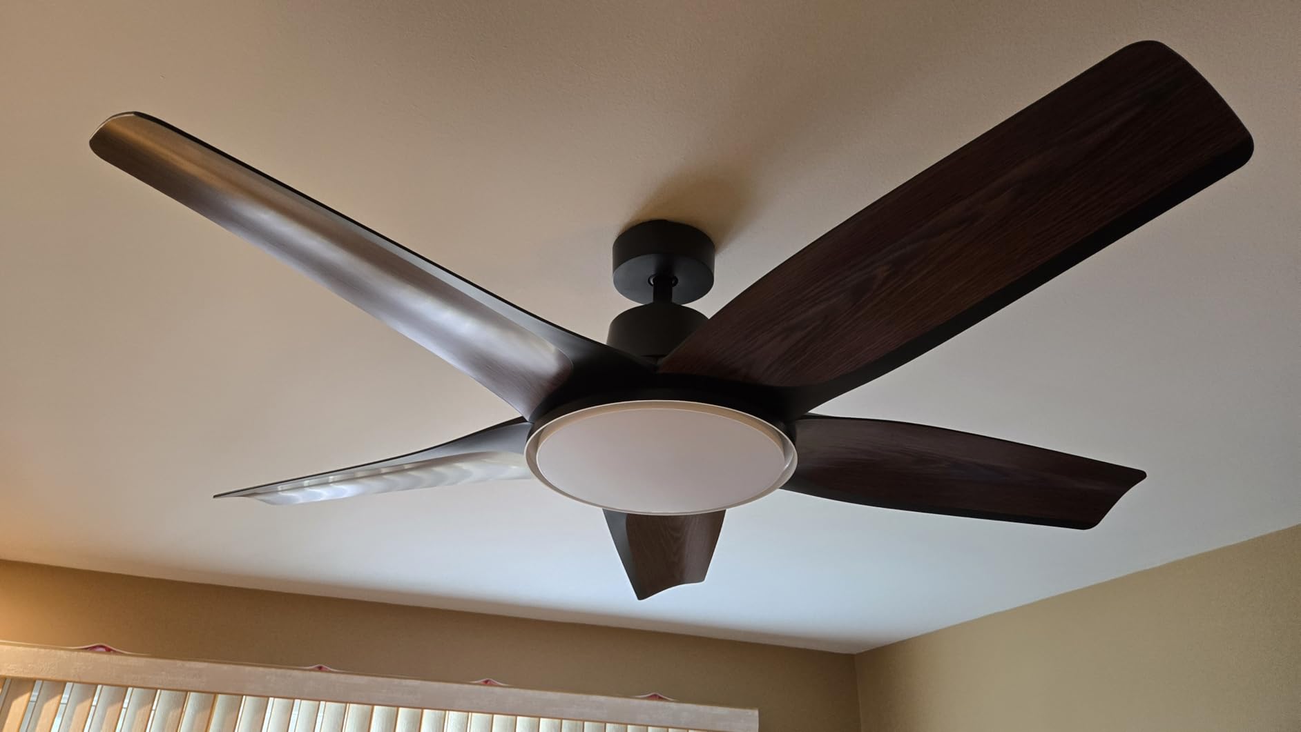 DREO Smart RGBIC Ceiling Fans with Lights, Low profile Ceiling Fan with Alexa/App, 52'' Dimmable Lighting & Color Tuning, 25dB Quiet for Living Room, Game Room, Easy Installation, Black, 2026 Upgraded customer photo 2