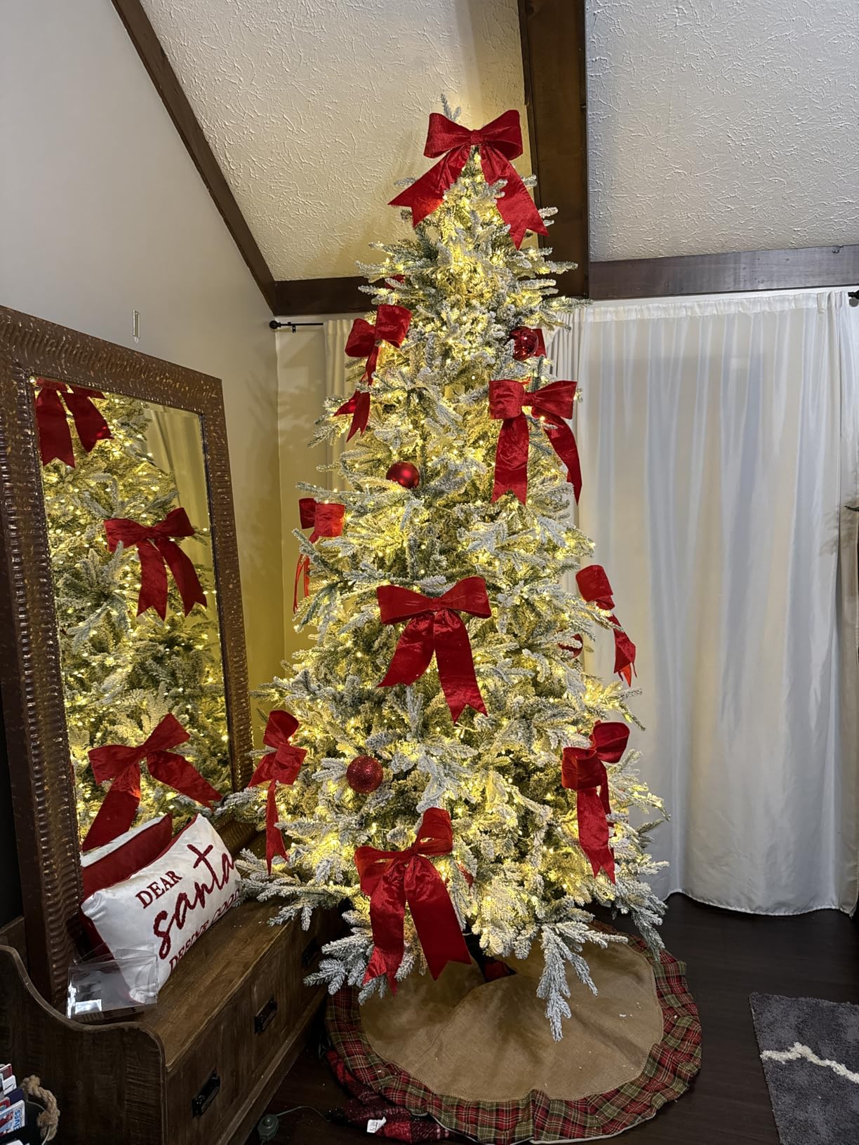 Best Choice Products Full Aspen Christmas Tree, 12ft Pre-lit Noble Fir w/ 3,000 Super Bright Twinkling Micro LED Lights, 2-in-1 White & Multicolor customer photo 2