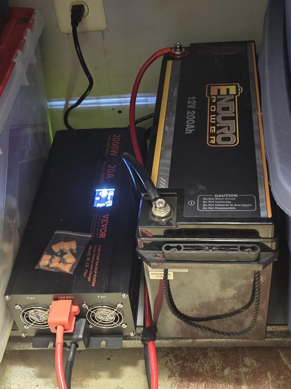 VEVOR 2000W Sump Pump Battery Backup with LCD, Pure Sine Wave customer photo 1