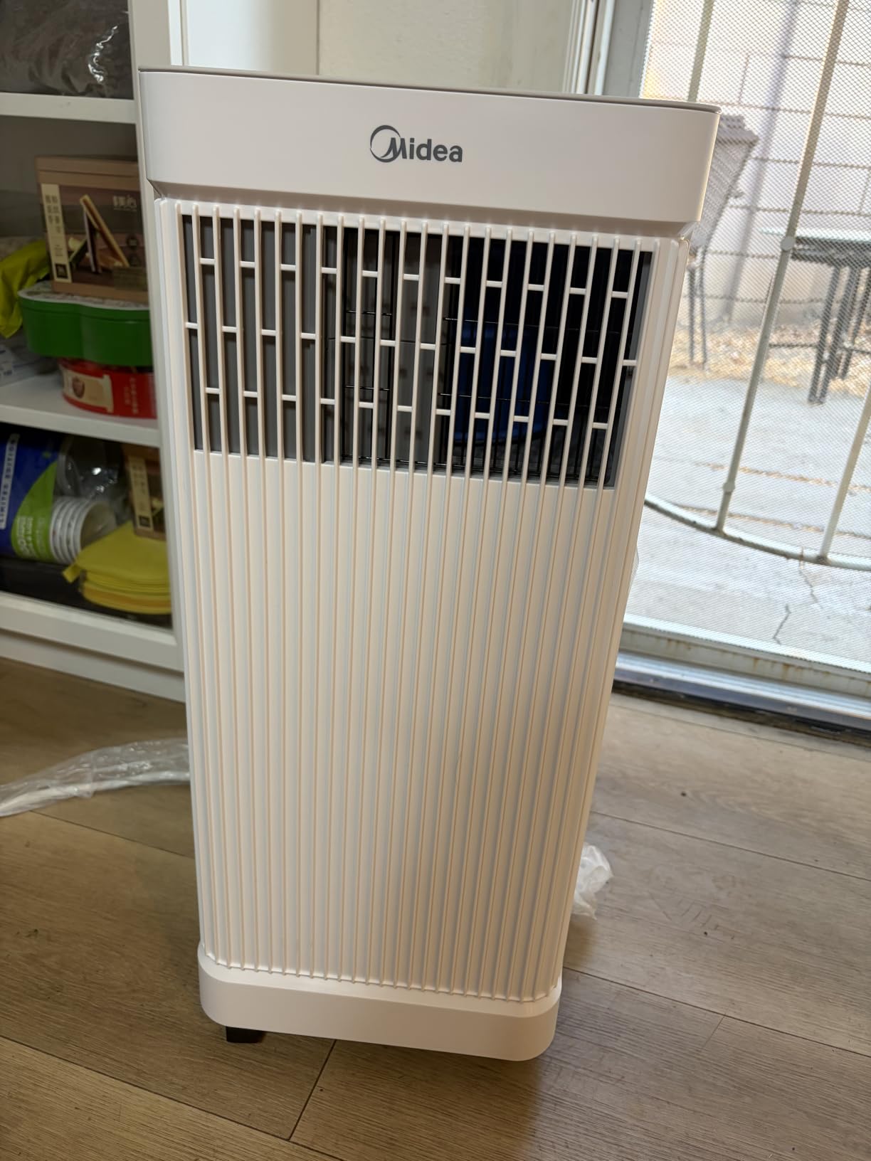 Midea 8,500 BTU ASHRAE Portable Air Conditioner, Smart Control, Cools up to 150 Sq. Ft., with Dehumidifier & Fan mode, Easy-to-use Remote Control & Window Installation Kit Included customer photo 2