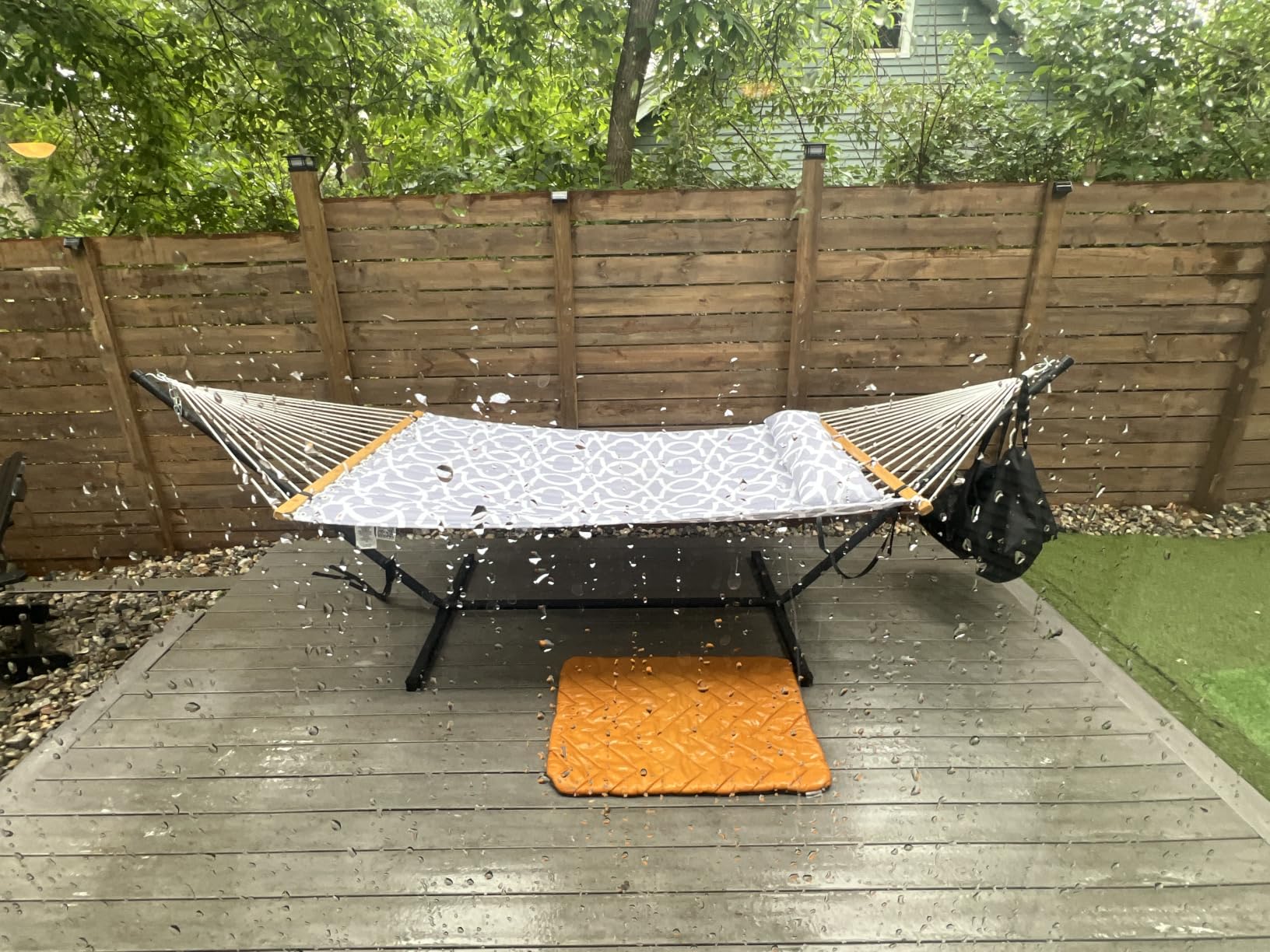 ANAGOO Double Hammock with Stand, Heavy Duty Outdoor Hammock for Two, 500 LBS Capacity, Stable Steel Frame with Balance Strap, Easy Tool-Free Assembly for Patio, Garden, Backyard & Beach,White Grey customer photo 2