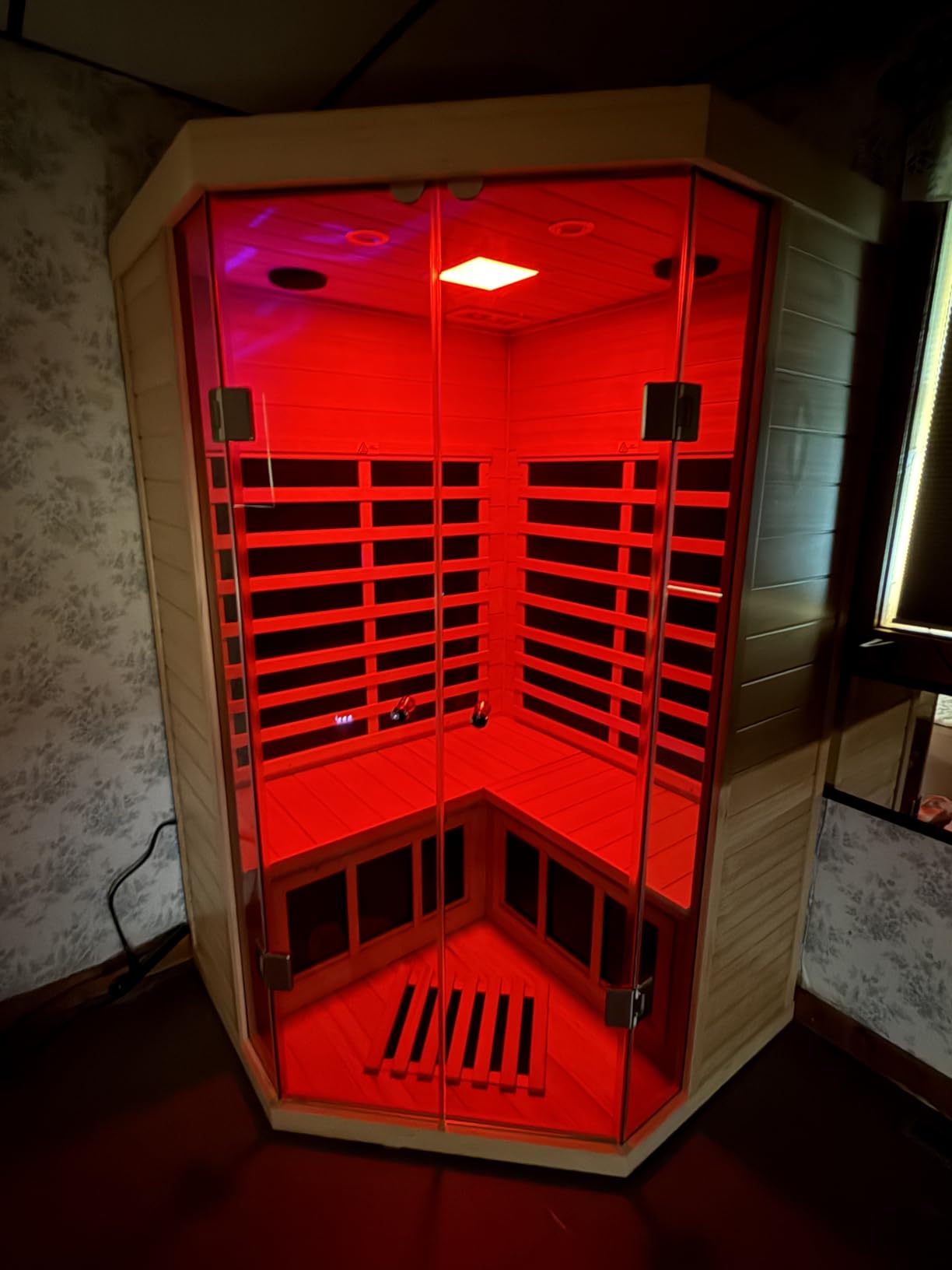 Red Cedar Outdoor Infrared Sauna 1 Person, Ultra Low EMF Far Infrared Sauna, 1560W, Withstand Outdoor Temp -10℉-149℉, Home Spa with Bluetooth Speaker, Chromotherapy Lights, Reading Lights customer photo 1