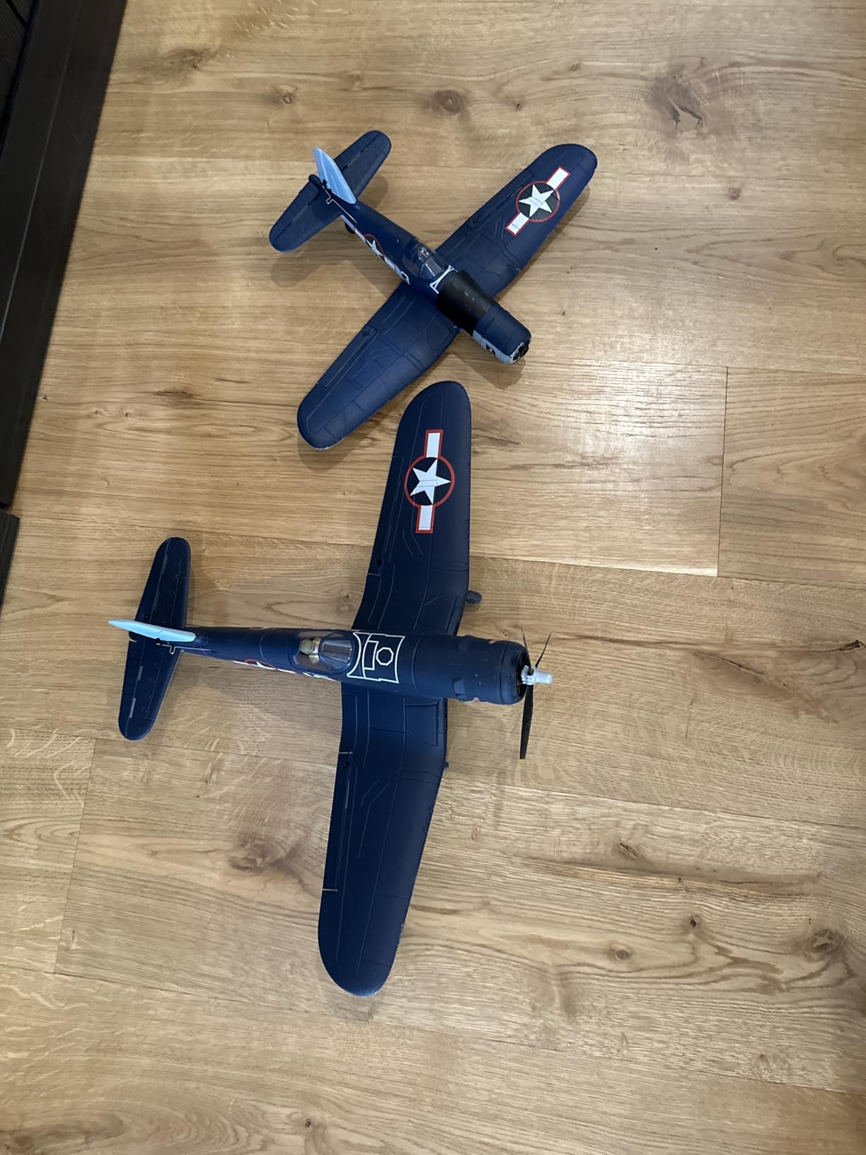 VOLANTEXR Brushless RC Plane 4 Channel F4U Corsair 500mm with 3D Aerobatic and XPilot Stabilizer, 3 Flight Modes, 2.4G Remote Control Airplane RTF customer photo 1