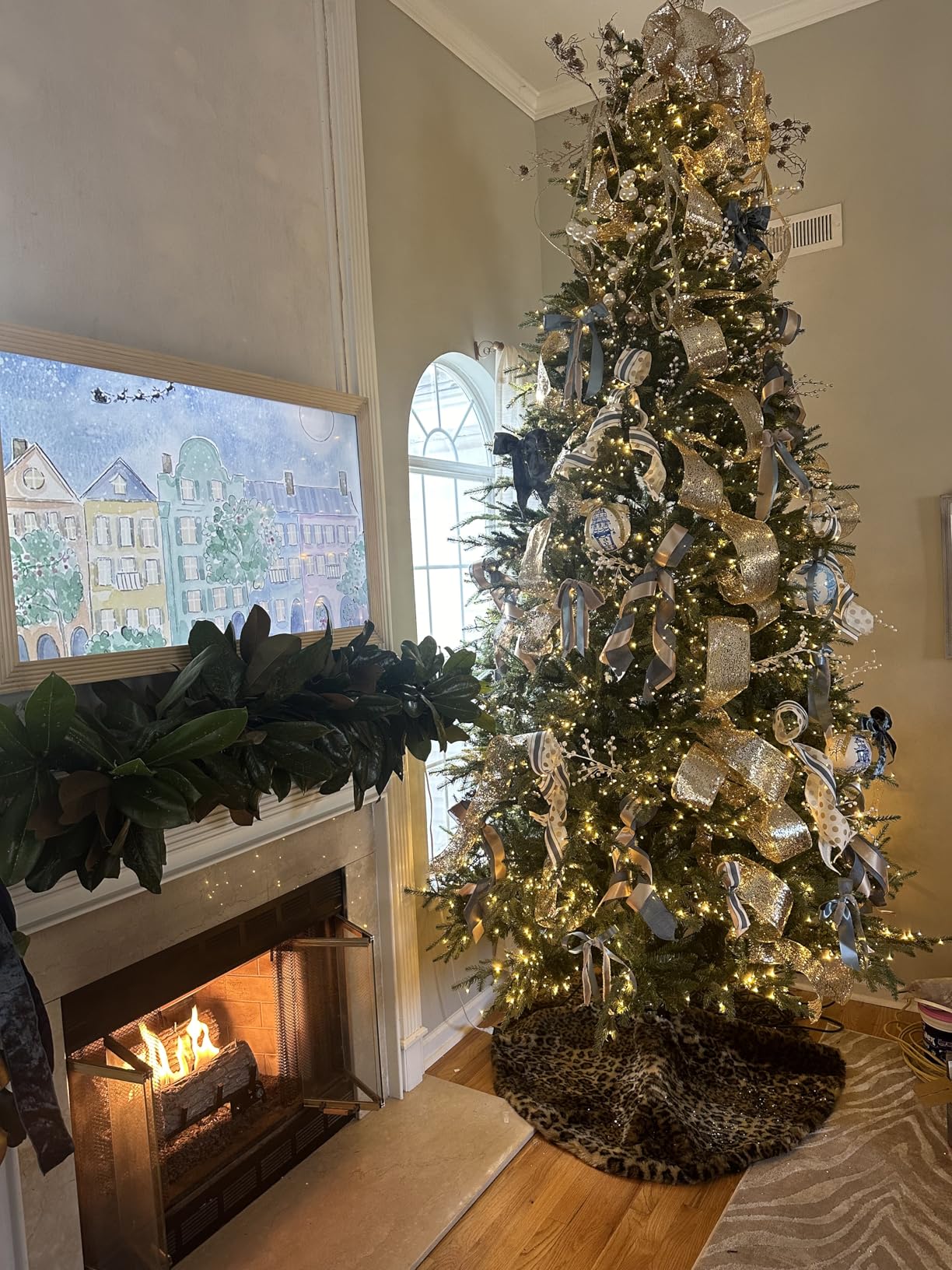 Glitzhome 9ft Prelit Artificial Christmas Tree, Green Full Christmas Tree Majestic Evergreen Fir with 2450 Warm White/Multi-Color Chasing and Twinkling Lights, 9 Function w/Foot Pedal&Remote Control customer photo 1