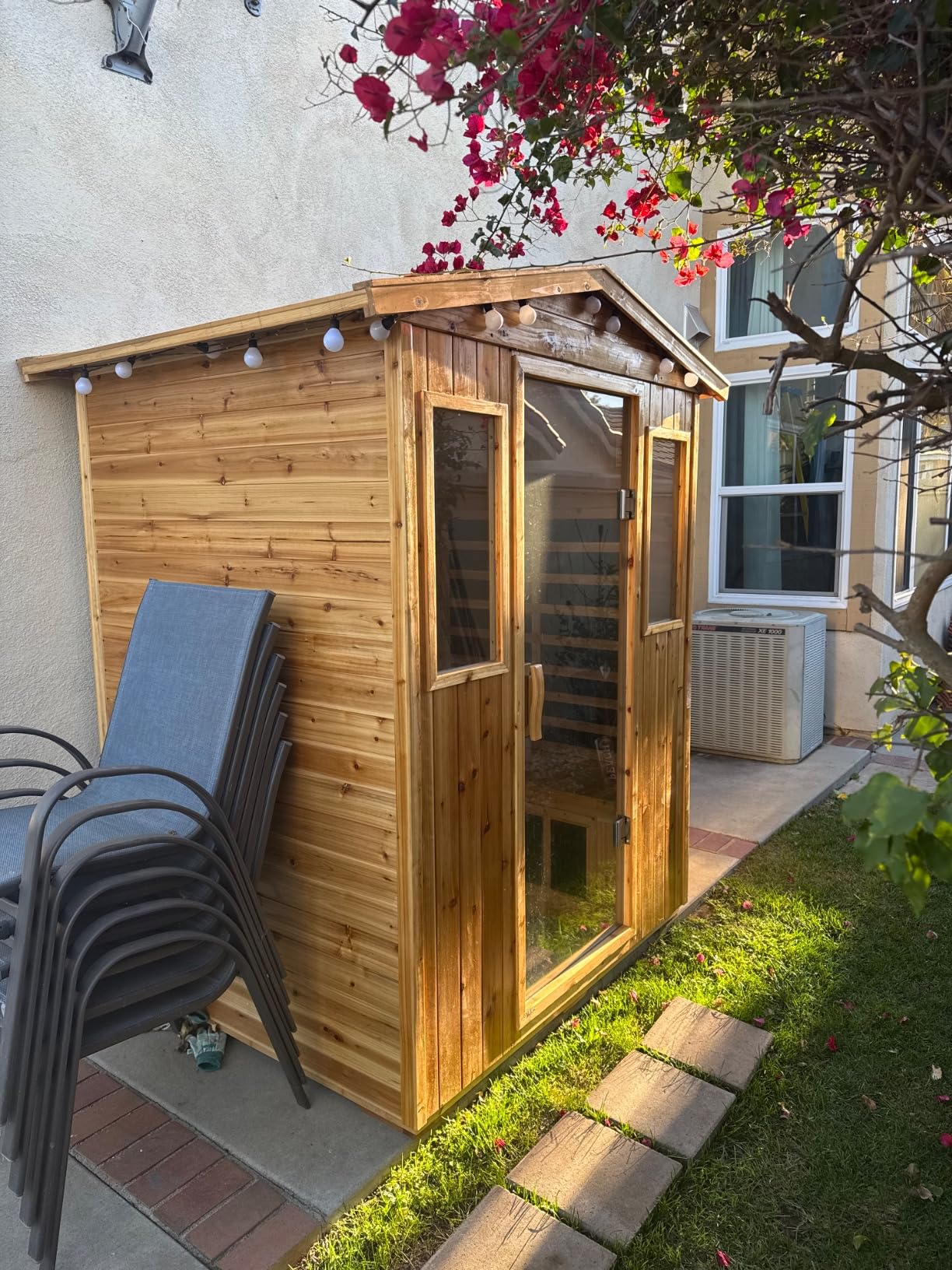 LTCCDSS Ultra-Low EMF Red Cedar Sauna 4-Person, Outdoor Far Infrared Sauna for Home, EMF 0.1-1mG, 6 Carbon Crystal Heaters, Bluetooth & Chromotherapy (68.1 * 52.4 * 82.7 in) customer photo 1