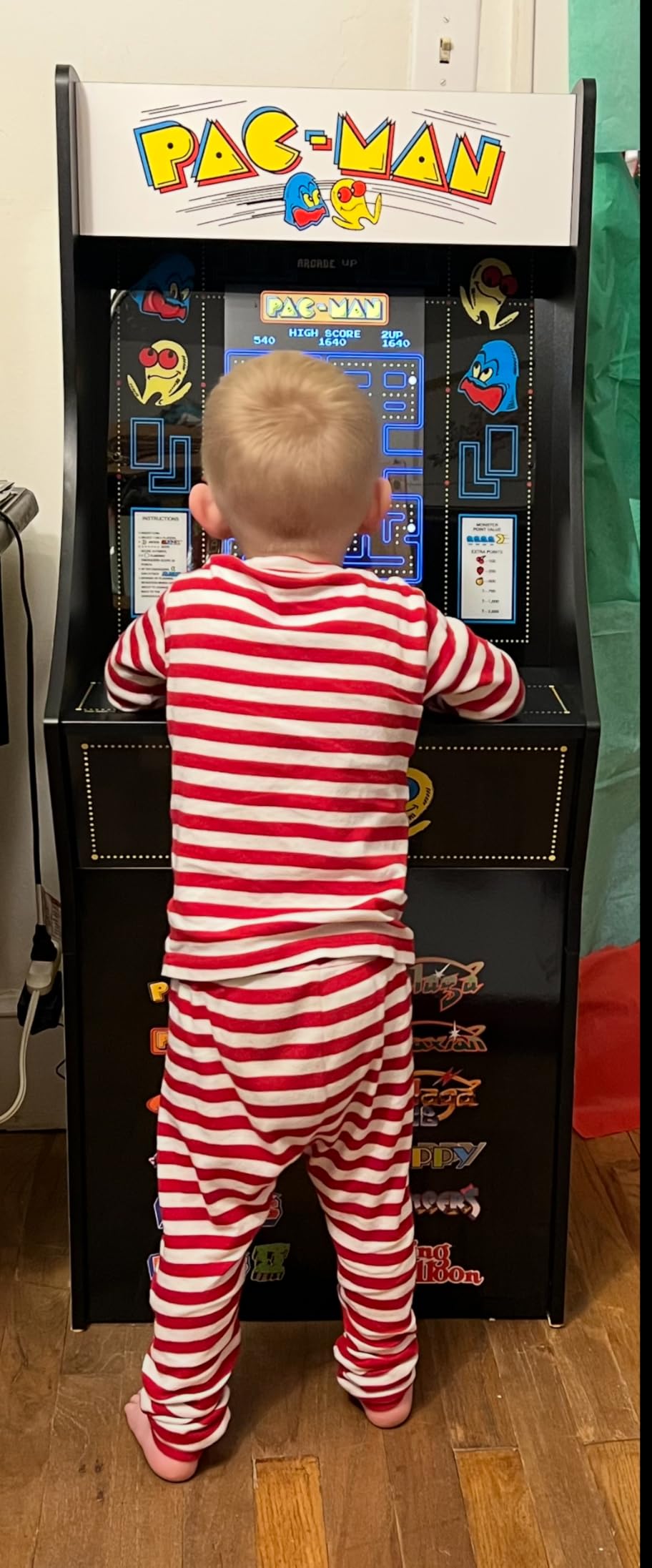 Arcade1Up PAC-Man Classic SE Arcade Machine, 15.6-Inch IPS Screen | Yellow 1-Player Cabinet with Plug & Play Retro Arcade Gameplay customer photo 2