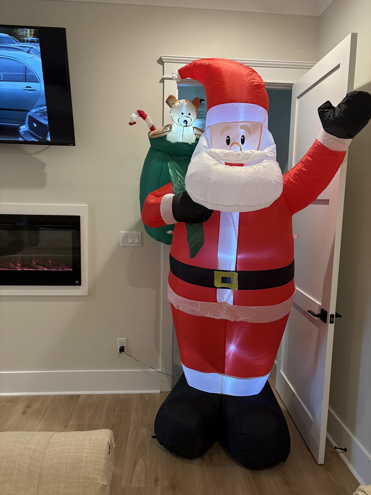 8 FT Christmas Inflatable Santa Claus Outdoor Decorations - LED Lights, Waterproof & Durable Inflatable Xmas Yard Decor for Lawn, Garden, Patio & Outdoor Christmas Inflatables customer photo 1