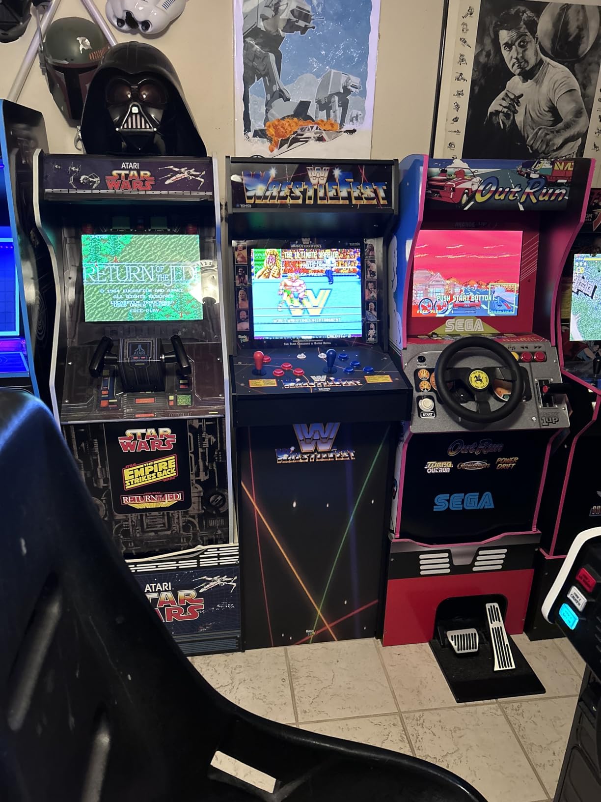 Arcade Classics WWE Ultra Series Game Machine with 5 Games | Classic Indoor Cabinet Retro Gaming Console with 17 Inch Liquid Crystal Screen for Basement or Man Cave Decoration customer photo 1