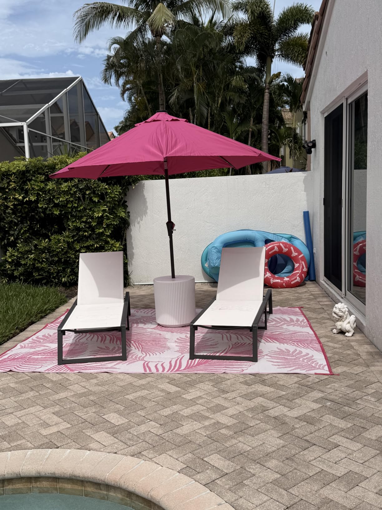 9FT Patio Umbrella with Solar Lights, 32 Lighted Pool Umbrella w/Tilt and Crank, Outdoor Market Solar Umbrellas for Garden, Deck, Backyard, Pool and Beach, Beige customer photo 2
