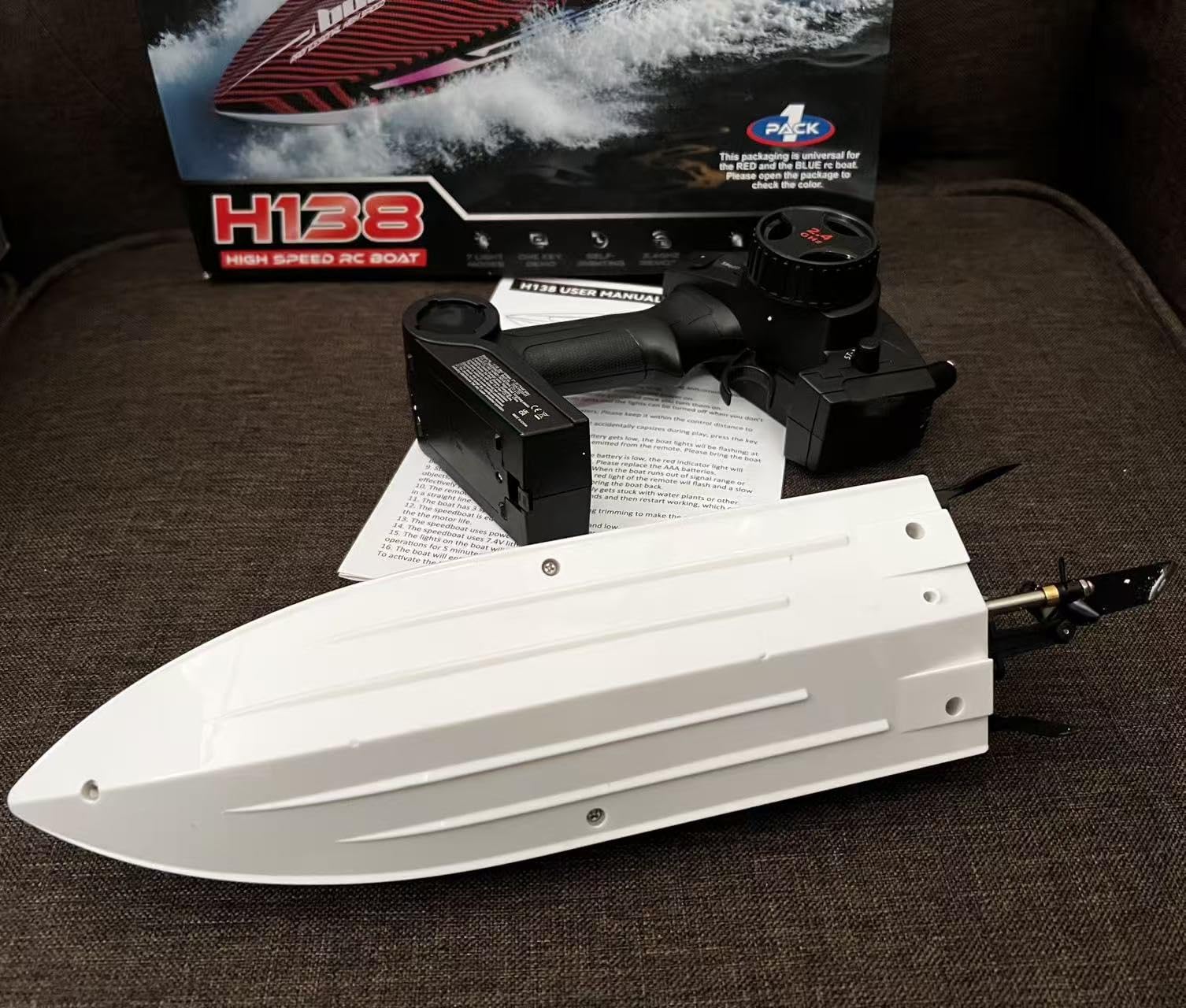 RC Boat for Kids Adults, Fast Remote Control Boat for Pool, Lakes with 30+KPH, 7 LED Lights,Self-Righting,Water Cooling,Fully Waterproof Hull,Demo,Rechargeable Battery,2.4GHz RC Boats Summer Toys customer photo 1
