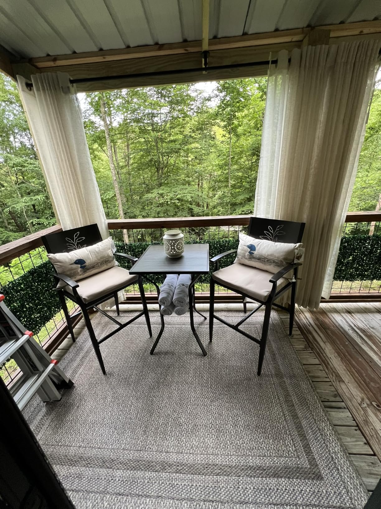 3-Piece Outdoor Bar Set, Bar Height Table and Stools with Stone Crystal Waterproof Top, High Top Table and Chairs with Footrest, Weather-Resistant Metal Frame for Patio, Pool, Backyard customer photo 1