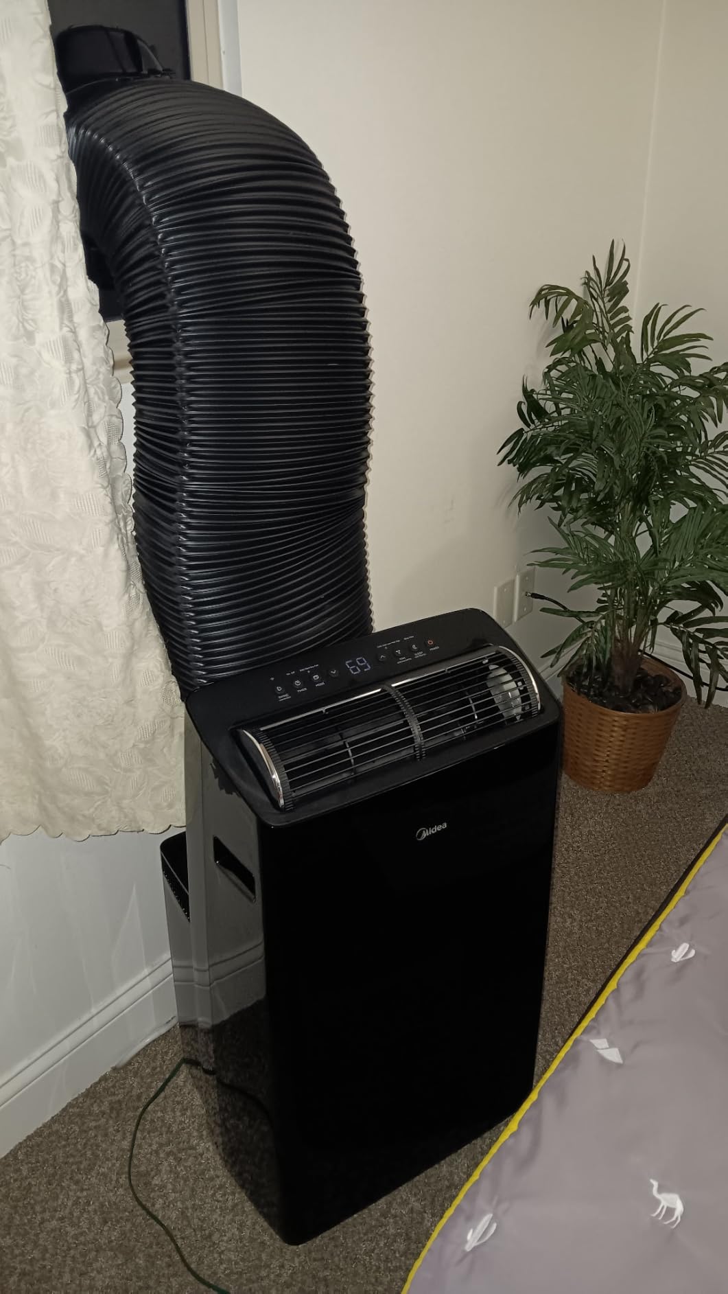 Midea Duo 12,000 BTU (10,000 BTU SACC) High Efficiency Inverter, Ultra Quiet Portable Air Conditioner, Cools up to 450 Sq. Ft., Compatible with Alexa/Google Assistant, Includes Remote, 2026 NEW customer photo 2
