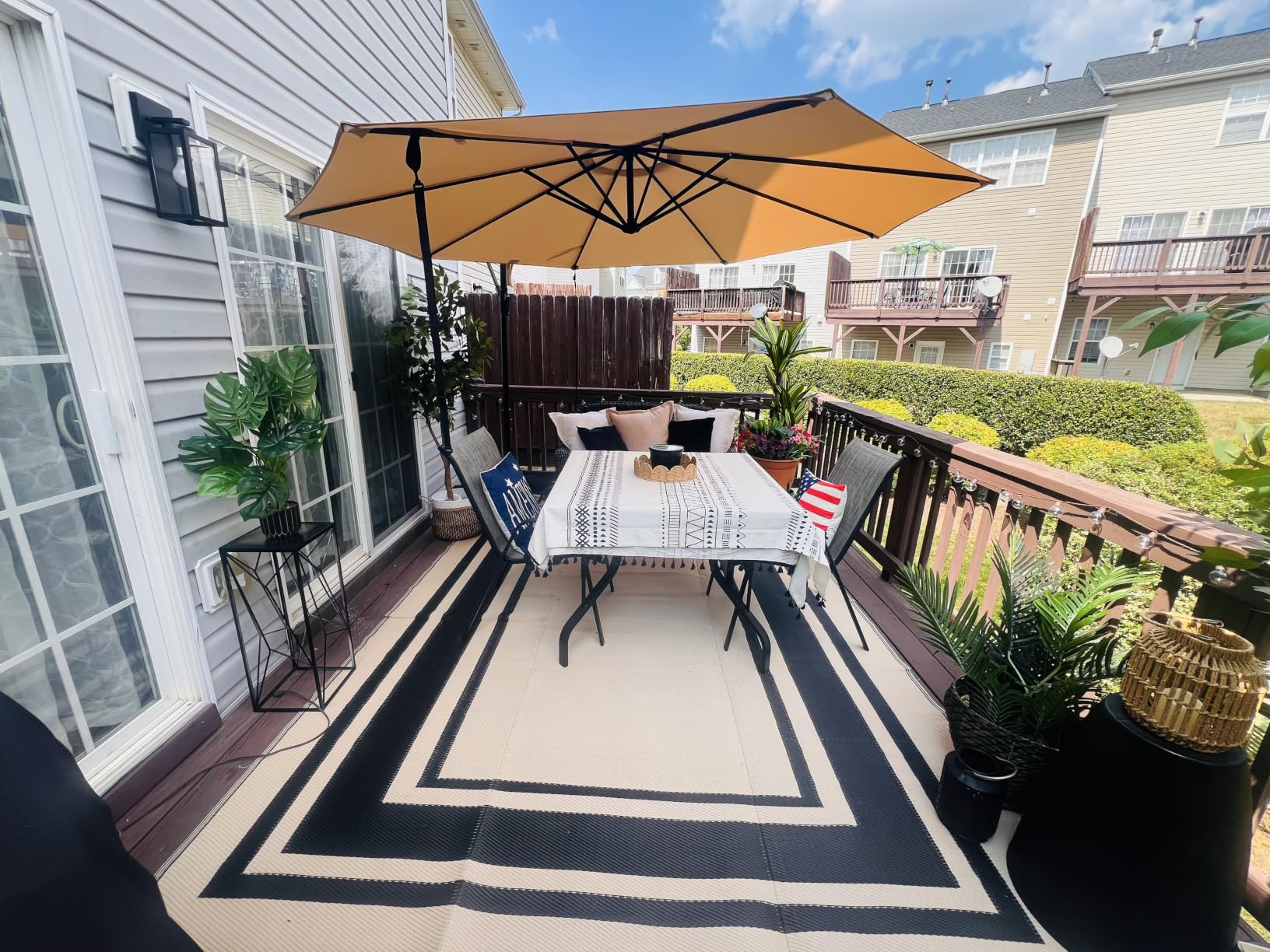 10FT Cantilever Offset Patio Umbrella with Base Included, Cream | 360 Degree Rotation & Infinite Tilt, Yarn-Dyed Fade-Resistant Canopy, Heavy Duty 8-Rib Steel Frame for Patio, Pool, Deck, Backyard customer photo 2
