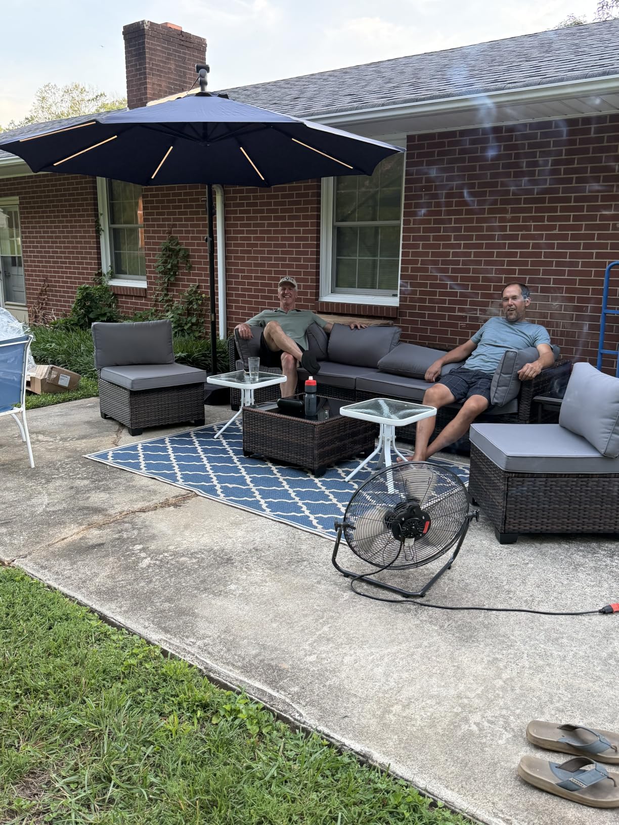 Qsun 7 Pieces Outdoor Patio Furniture Set, All-Weather PE Rattan Outdoor Patio sectional Furniture with Cushions and Glass Table, for Garden, Backyard, Porch, Black customer photo 2