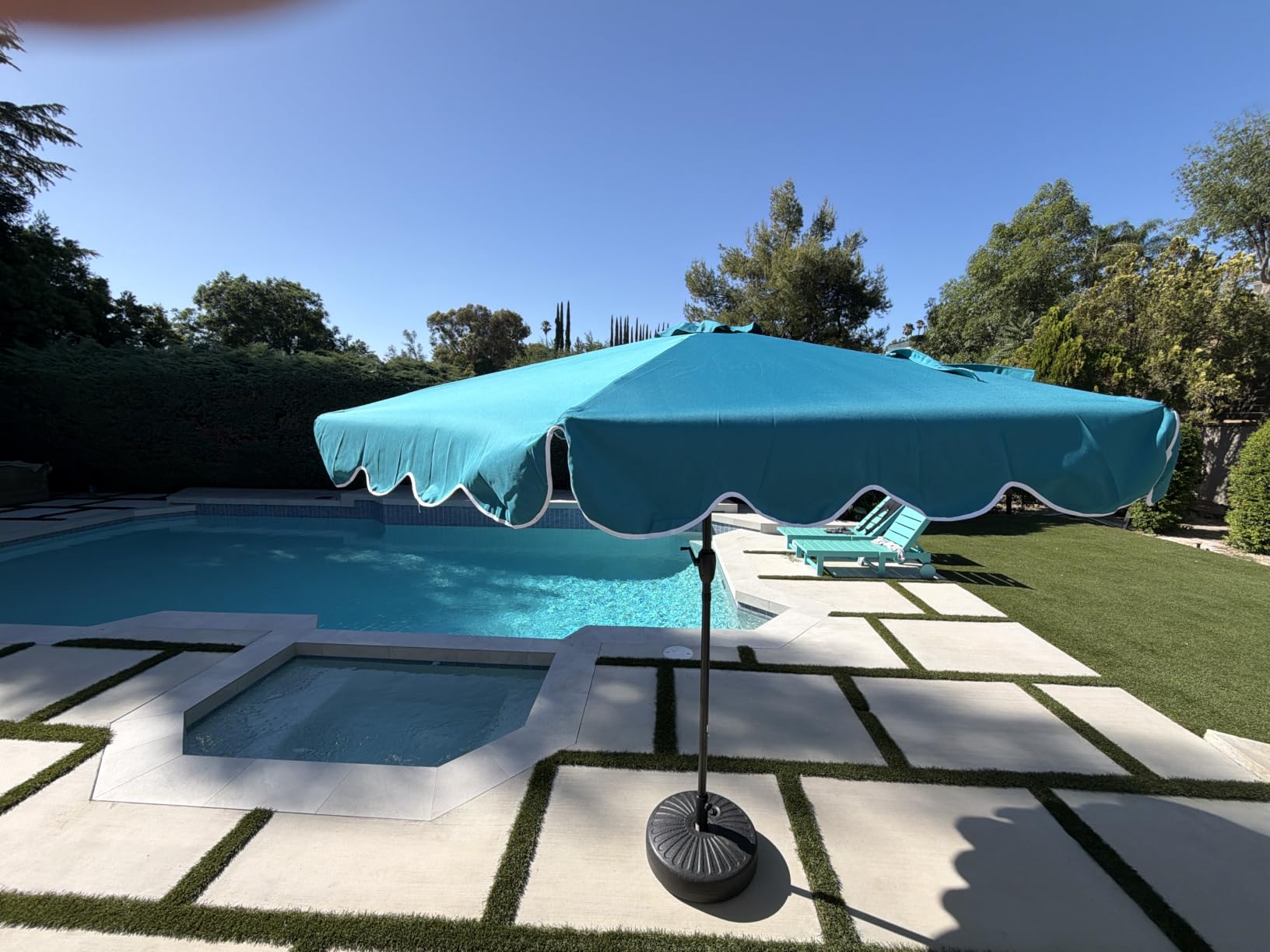 Best Choice Products 9ft Patio Market Umbrella with Scallop Trim, UV-Fade-Resistant 210g Canopy, Crank & Tilt, Wind Vent, Heavy-Duty Frame - Black customer photo 1