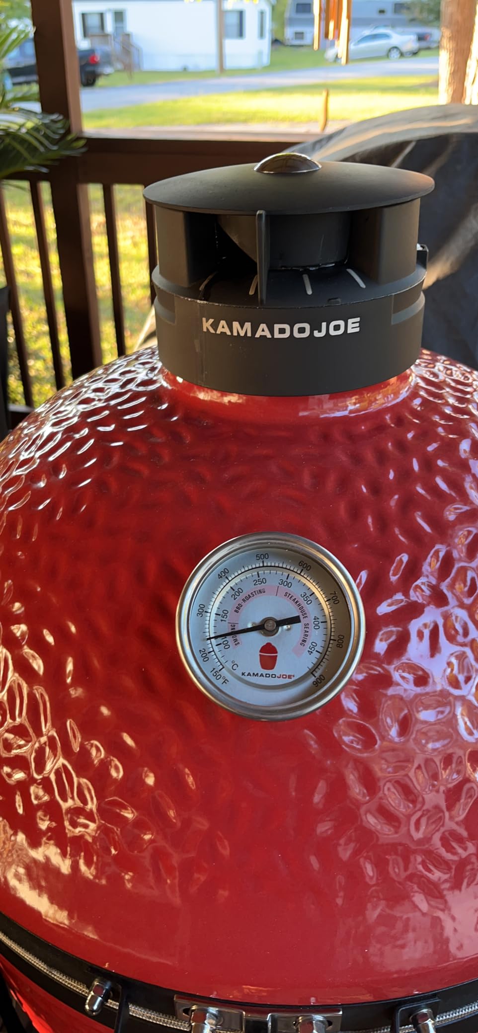 Kamado Joe Classic Joe Series II 18-inch Ceramic Charcoal Grill and Smoker with Cart, Side Shelves, Stainless Steel Grates and 250 Cooking Square Inches in Red, Model KJ-23RHC customer photo 1