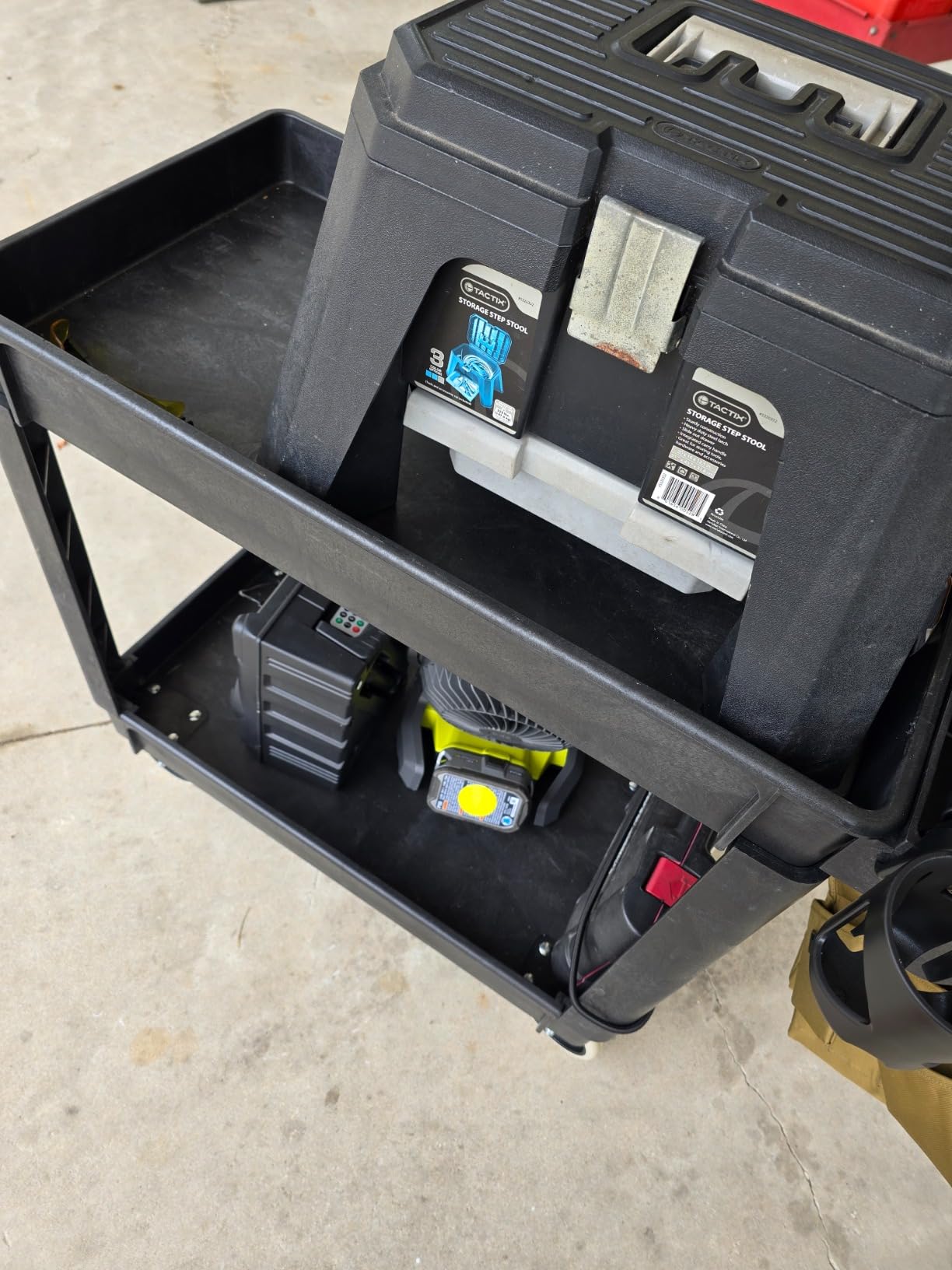 MaxWorks Heavy Duty 2‑Shelf Service Cart 500 lb Capacity Polypropylene Utility Cart with 5