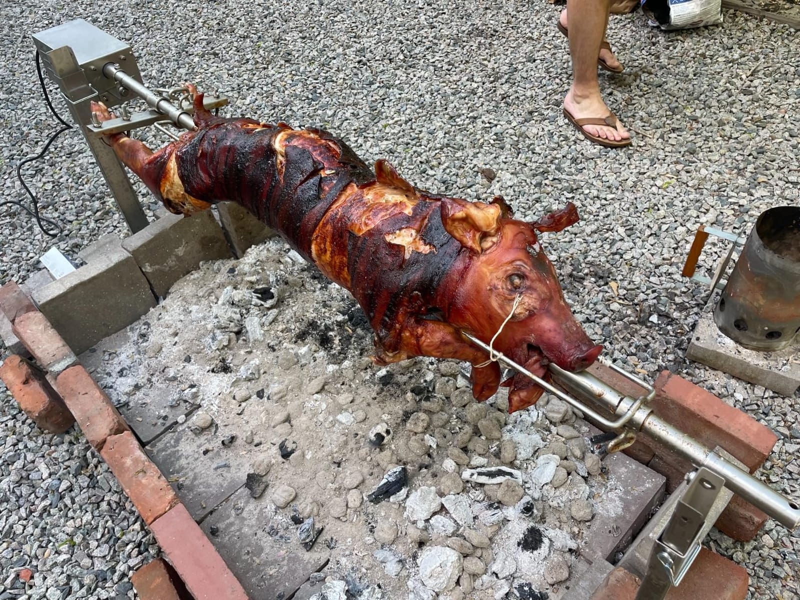SpitJack CXB85 Pig, Whole Hog, Lamb BBQ Spit Roaster Rotisserie Kit. Electric 40W Motor, 60 Inch Spit Rod, All Stainless Trussing Hardware, Accessories. Portable Charcoal Barbecue or Outdoor Wood Fire customer photo 2
