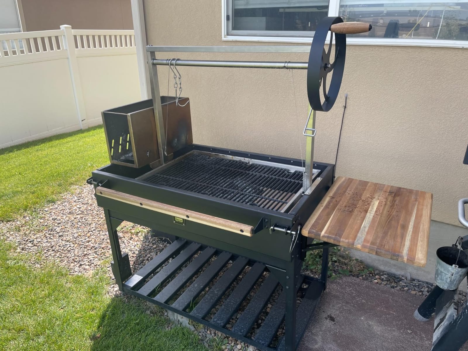 Backyard Discovery Argentine Santa Maria Wood Fire & Charcoal BBQ Grill with Brasero, Adjustable Grill Grates, Fire Bricks, Heavy-Duty Steel, S-Hooks, Acacia Wood Table for Outdoor Gaucho Grilling customer photo 2