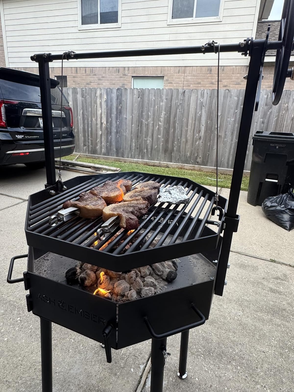 Ash & Ember Santa Maria Grill, Argentine Style Open Fire Grill, Adjustable Cooking Grate with Flywheel, BBQ Grill Comes with Cast Iron Skillet customer photo 1