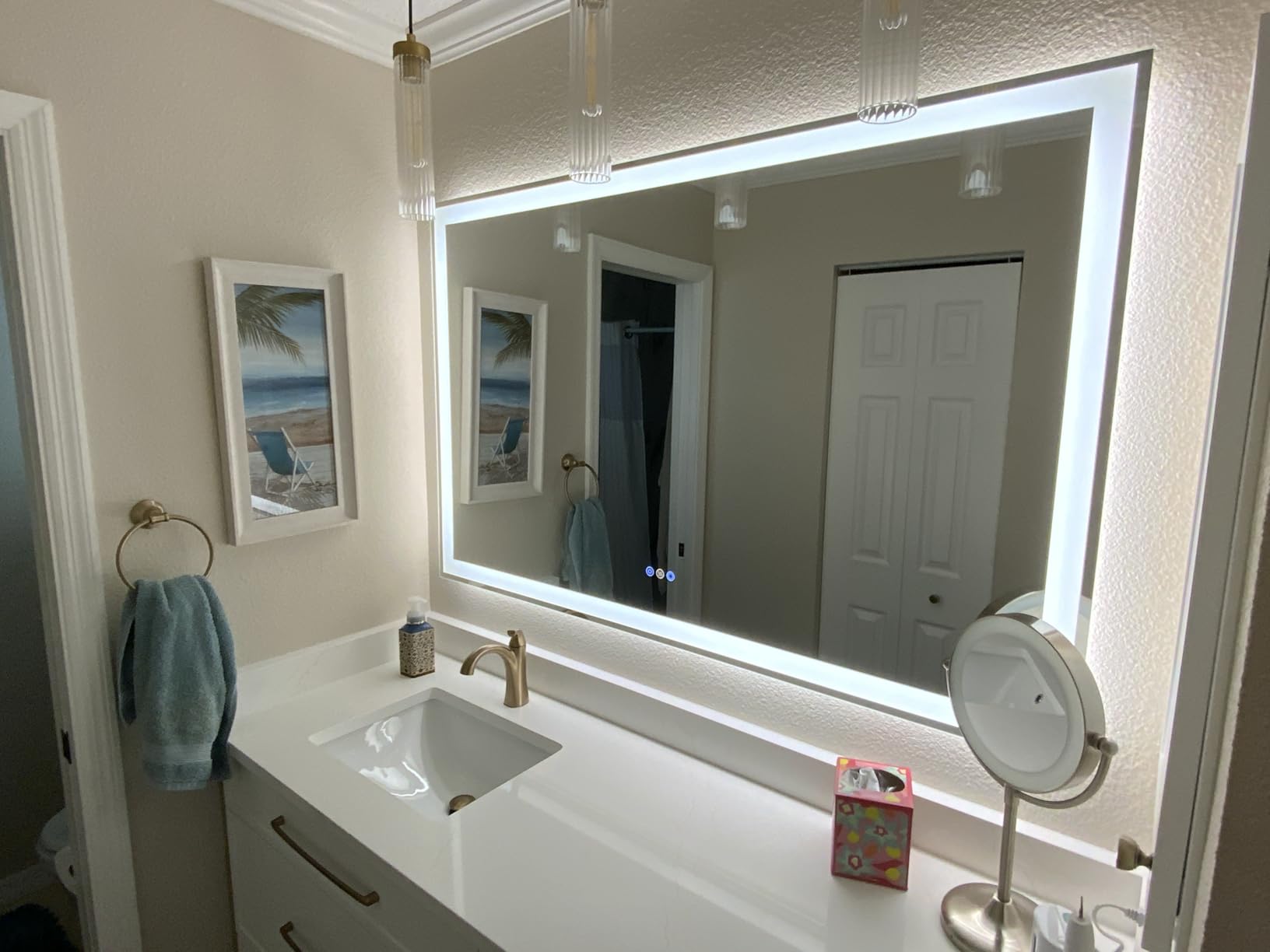 24x32 LED Bathroom Mirror, 6000LM, Separate Front and Back Lights | Shatter-Resistant Tempered Glass, Auto-Off Defogger, 3 Color Modes, Smooth Dimming, Smart Memory Setting customer photo 2