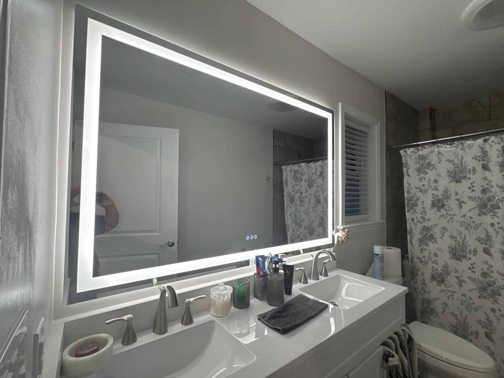 24x32 LED Bathroom Mirror, Dual Lit Anti-Fog Wall Vanity Mirror | 3 Color Dimmable, Memory Function, Shatter-Proof Tempered Glass, ETL Listed, IP54 Waterproof Horizontal/Vertical customer photo 2