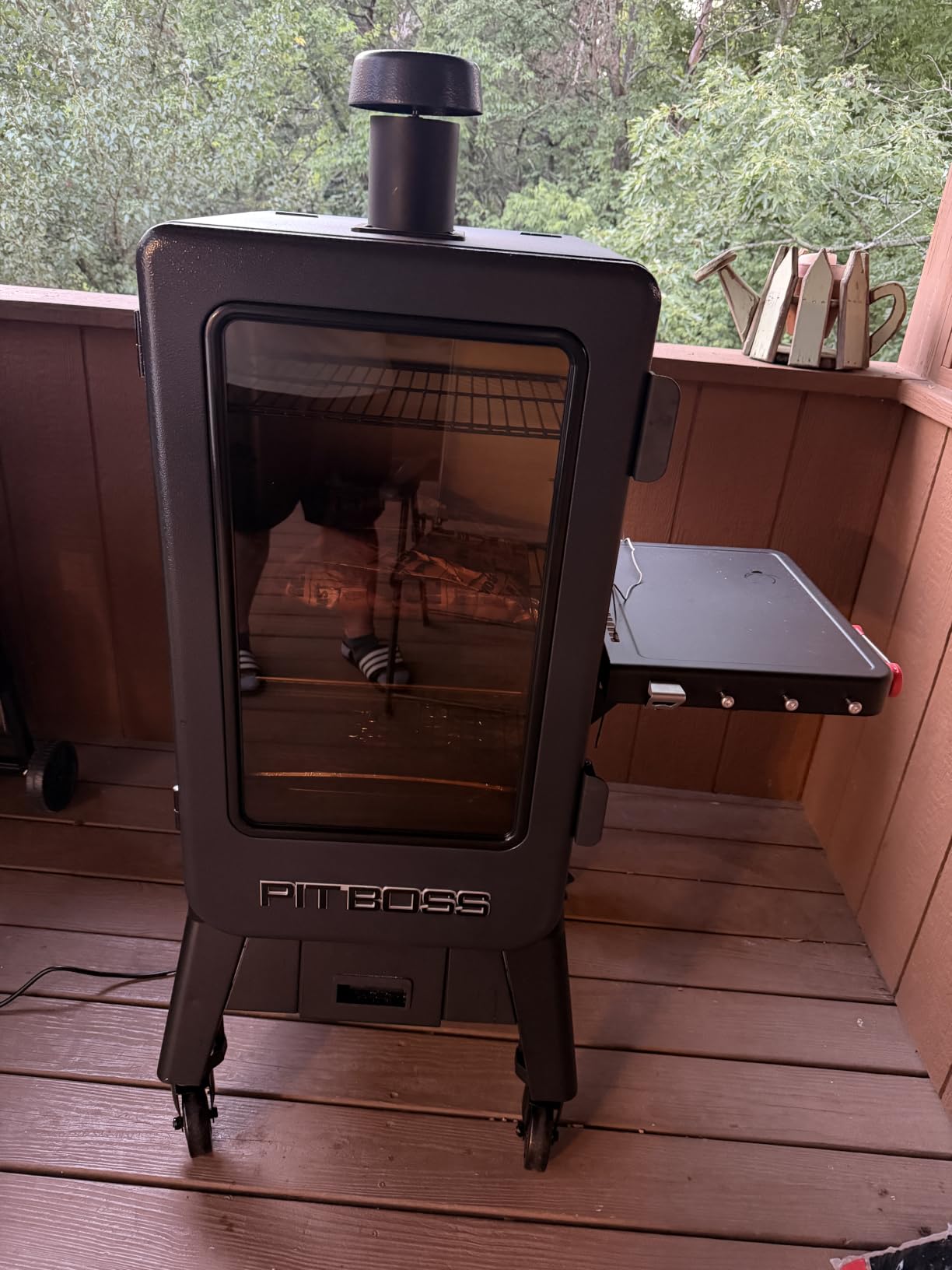 Pit Boss Navigator 6-Series WiFi & Bluetooth Wood Pellet Vertical Smoker with LCD Digital Controller, 2,224-Sq. In. 5-Rack Cooking Space, 130°F to 420°F TempRange, Meat Probe, 75 lb. Pellet Hopper customer photo 2