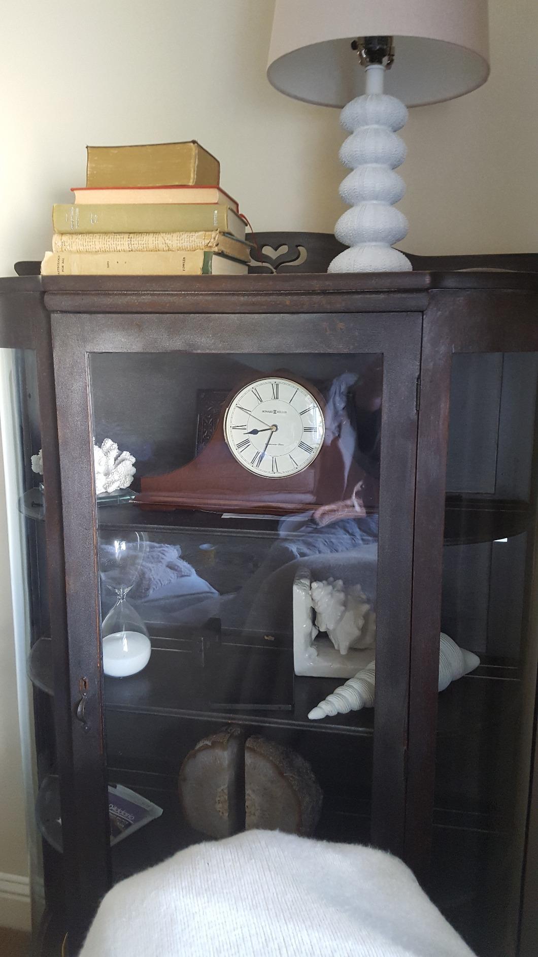 Howard Miller Christopher Mantel Clock – Hardwood Table Clock, Quartz Movement, Westminster Chime, Brass Bezel, Roman Numerals, Battery Powered customer photo 2