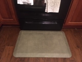 NewLife by GelPro Professional Grade Anti-Fatigue Kitchen & Office Comfort Bio-Foam Mat with Non-Slip Bottom for Health & Wellness, 20x32, Midnight customer photo 1