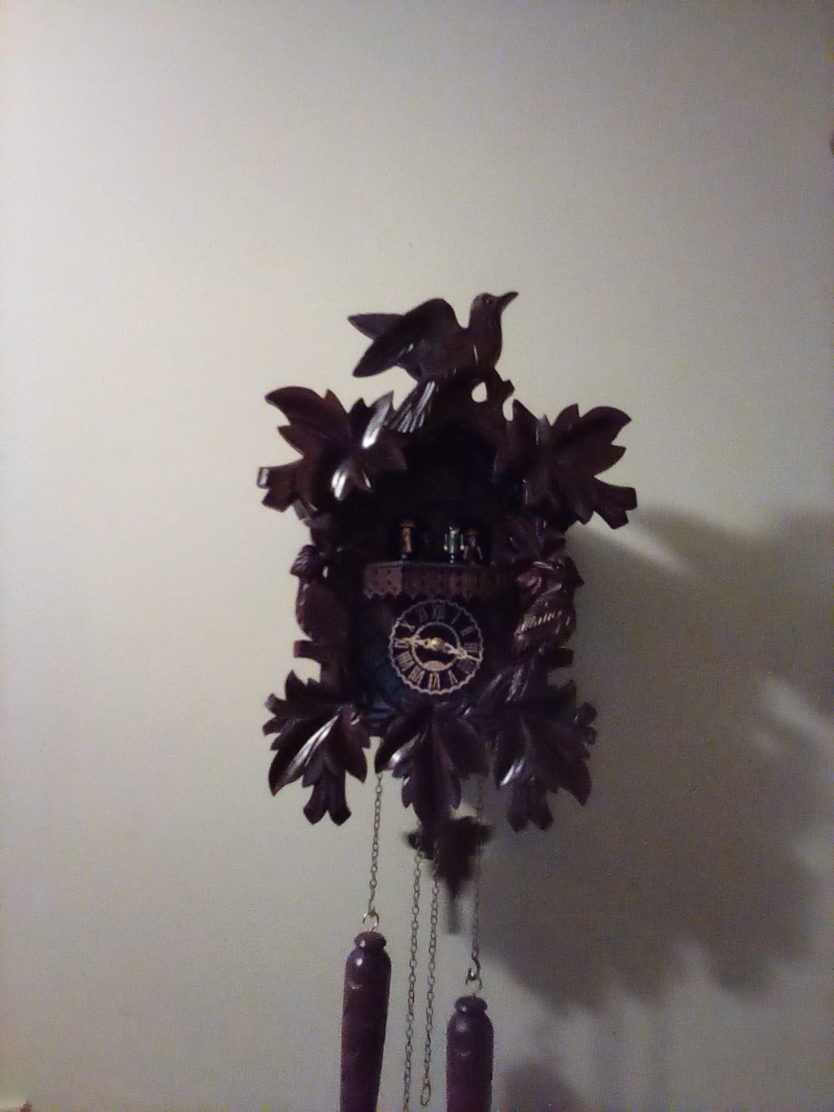Trenkle Quartz Cuckoo Clock with Music 7 Leaves, 3 Birds TU 369 QMT HZZG customer photo 1