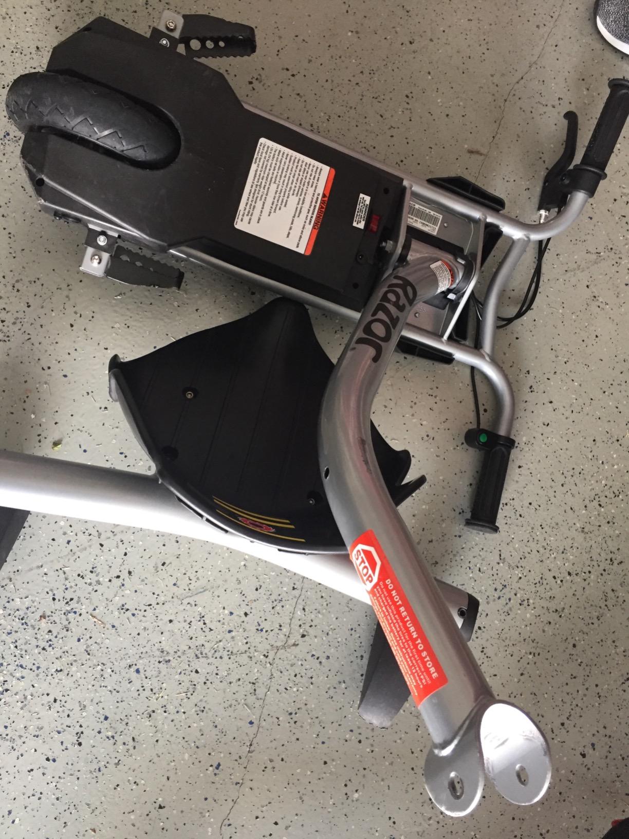 Razor PowerRider 360 for Kids Ages 8+ - Electric Tricycle, Up to 9 mph, Welded Steel Fork, 12V Powered Ride-On, For Riders up to 120 lbs customer photo 2